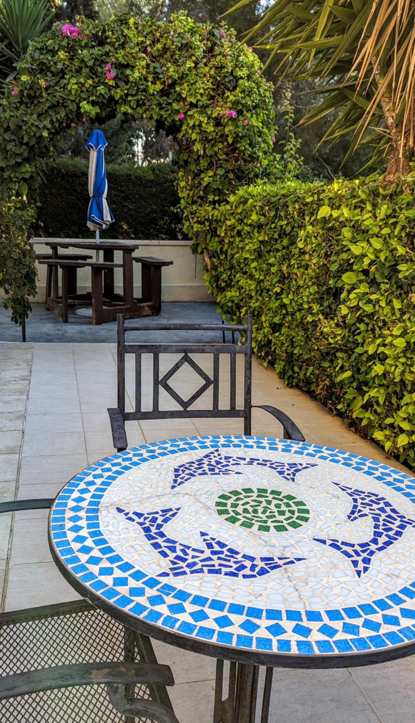 Stylish Garden Apartment at Paphos Harbour