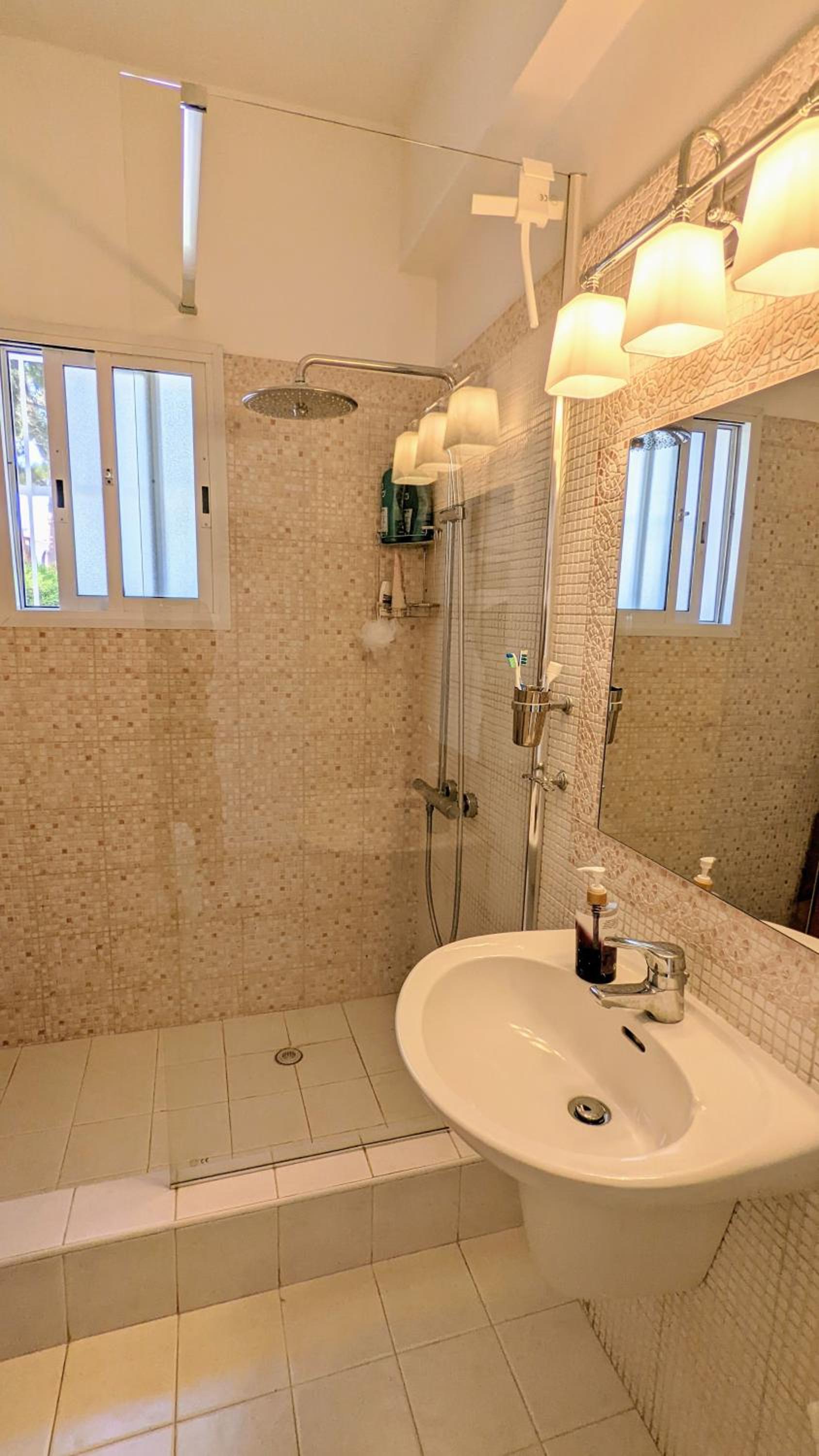 Stylish Garden Apartment at Paphos Harbour