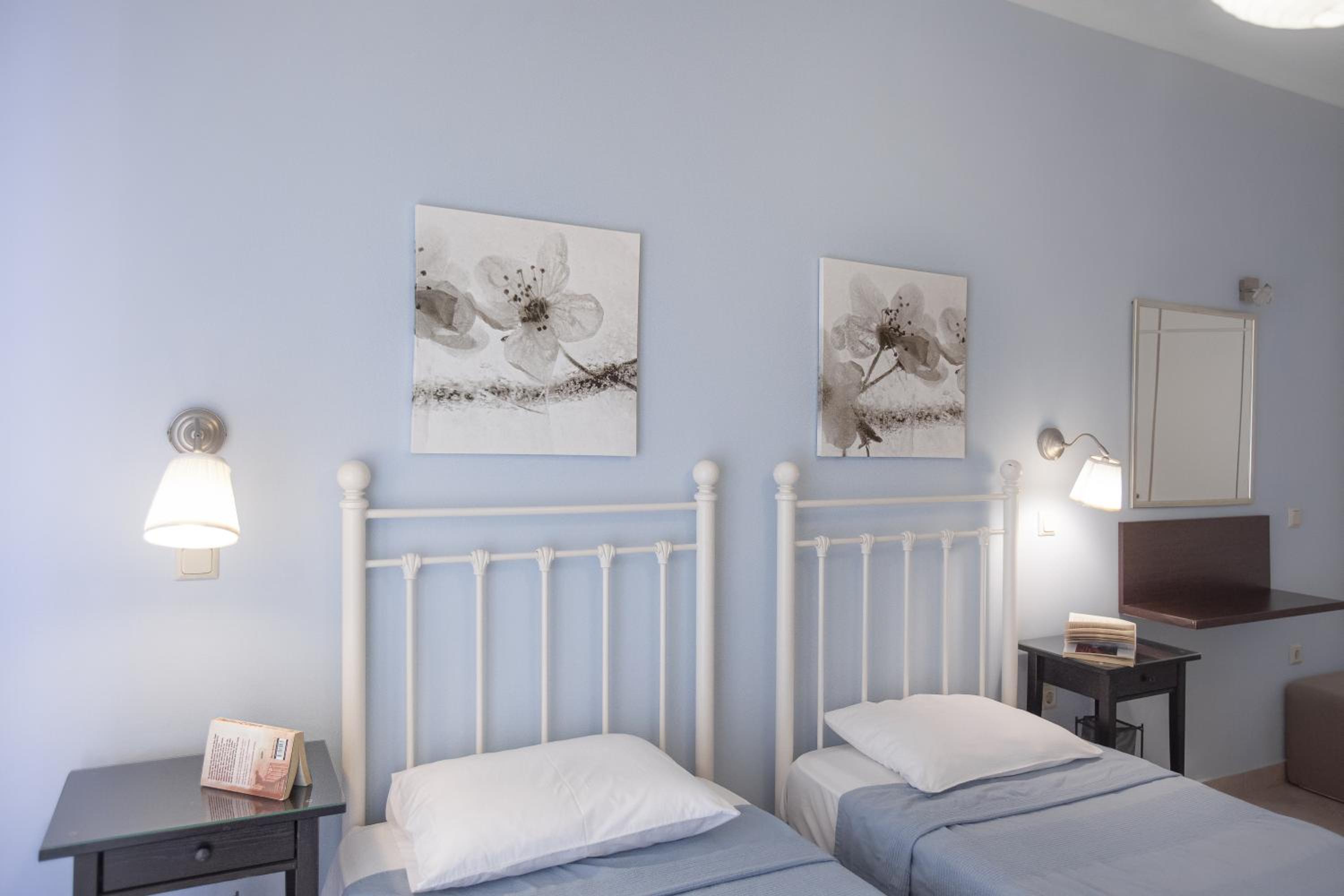 Kassiopi Seafront Elegant Apartments