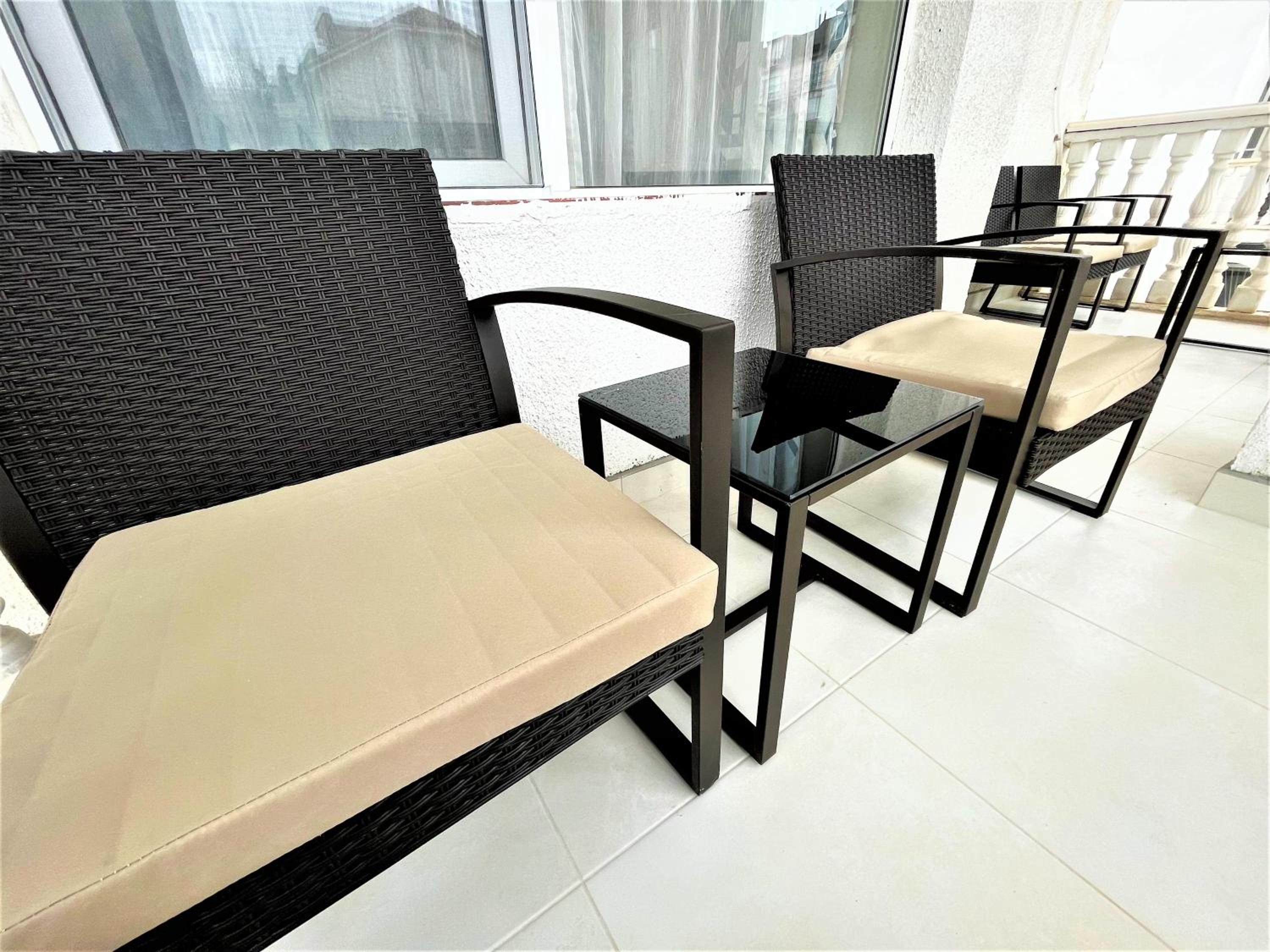 Bravo 5 Holiday Home