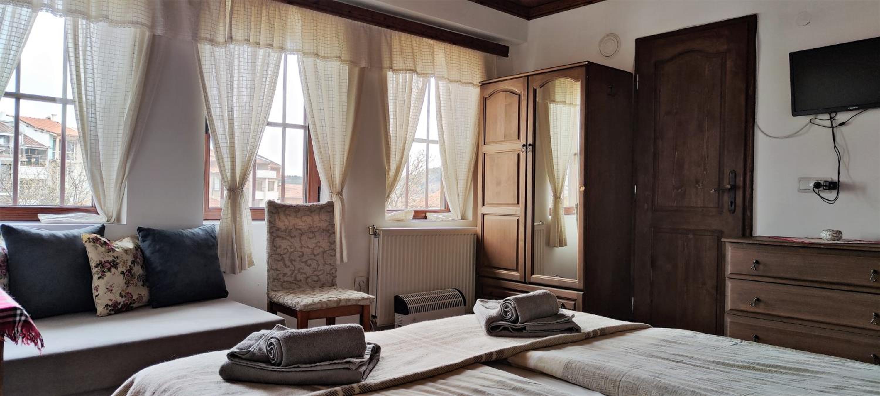 Chardaka Guest House