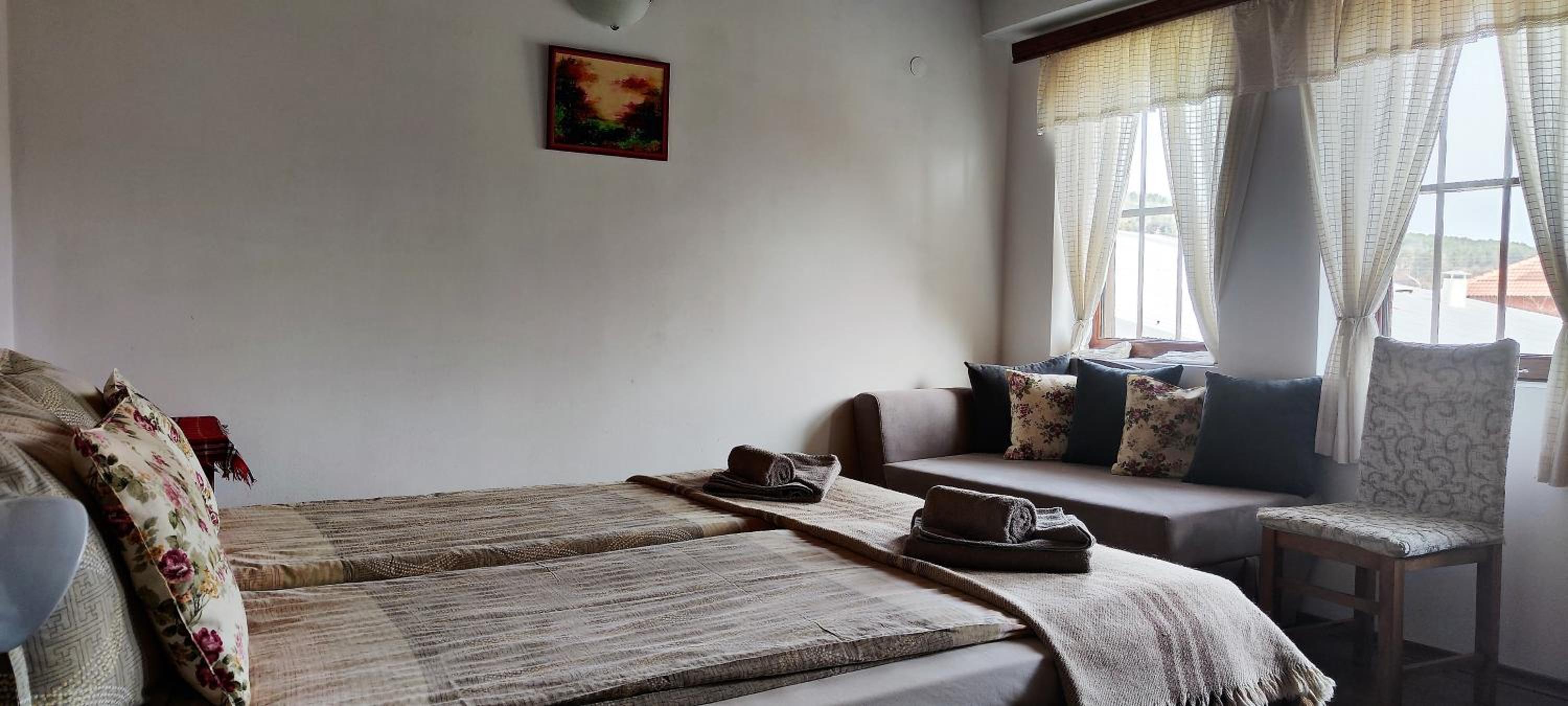 Chardaka Guest House
