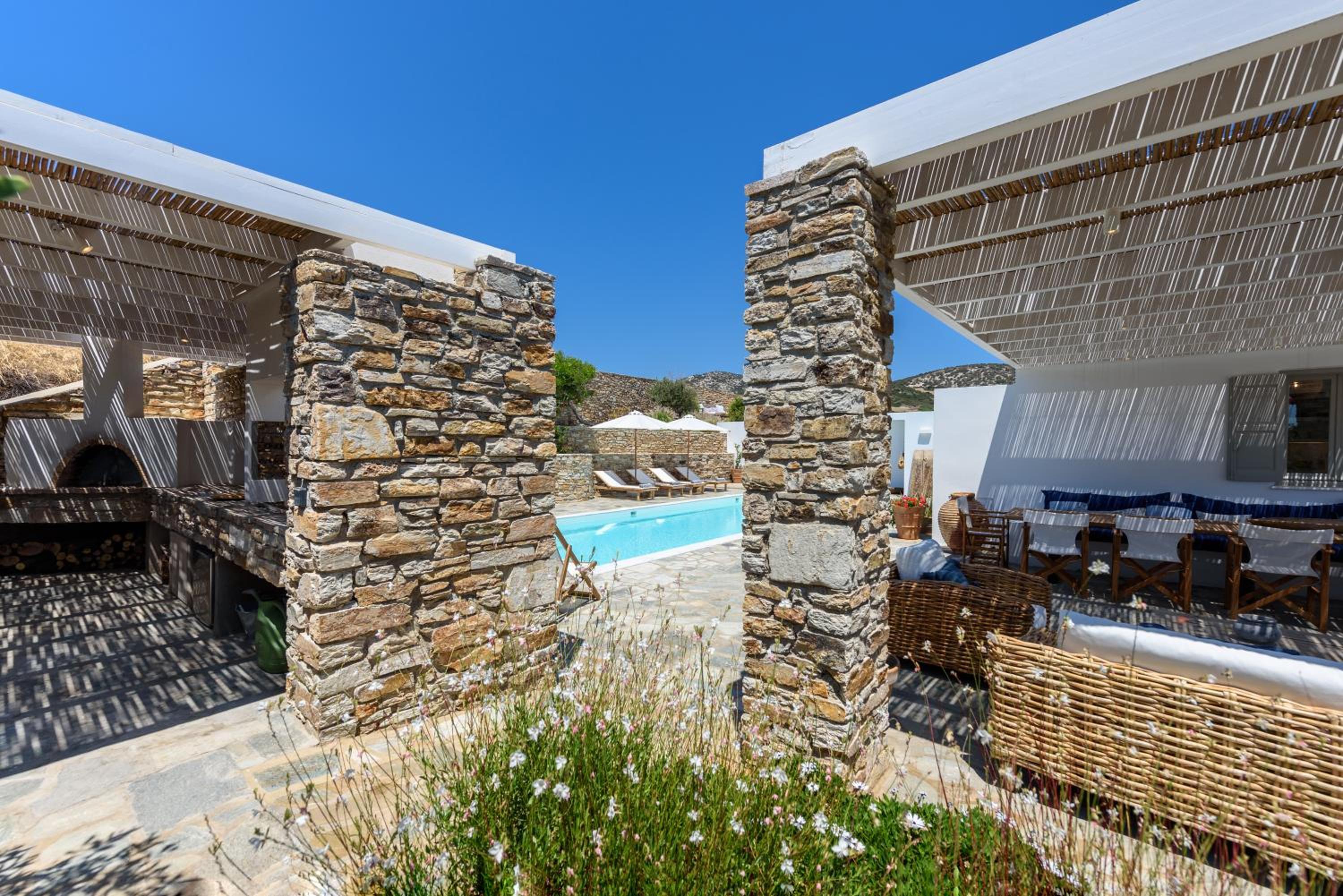 VILLA NOSTOS ANTIPAROS photo 5