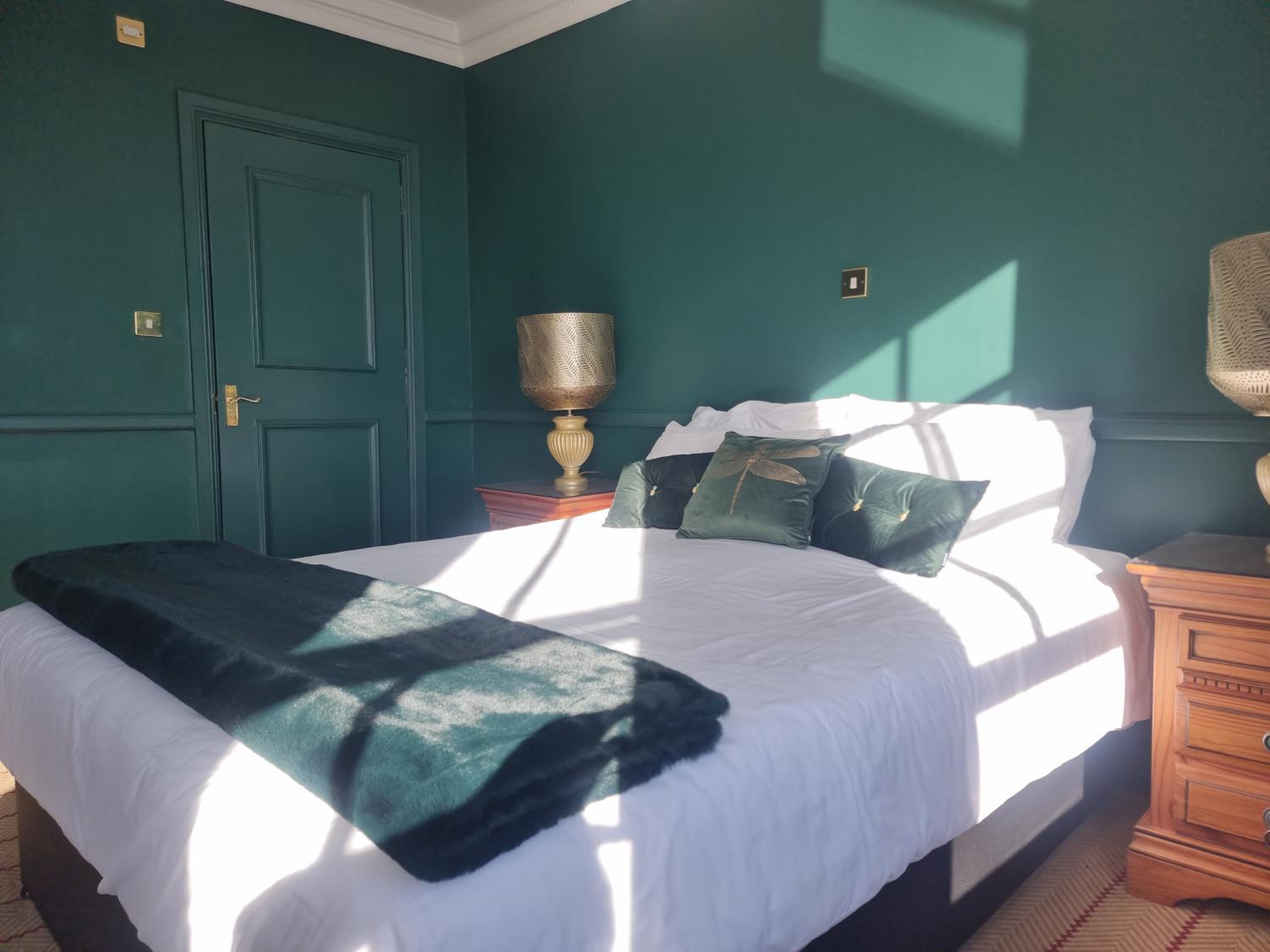 Ramsgate Vacations - The Royal Oak Hotel - Property Image 18