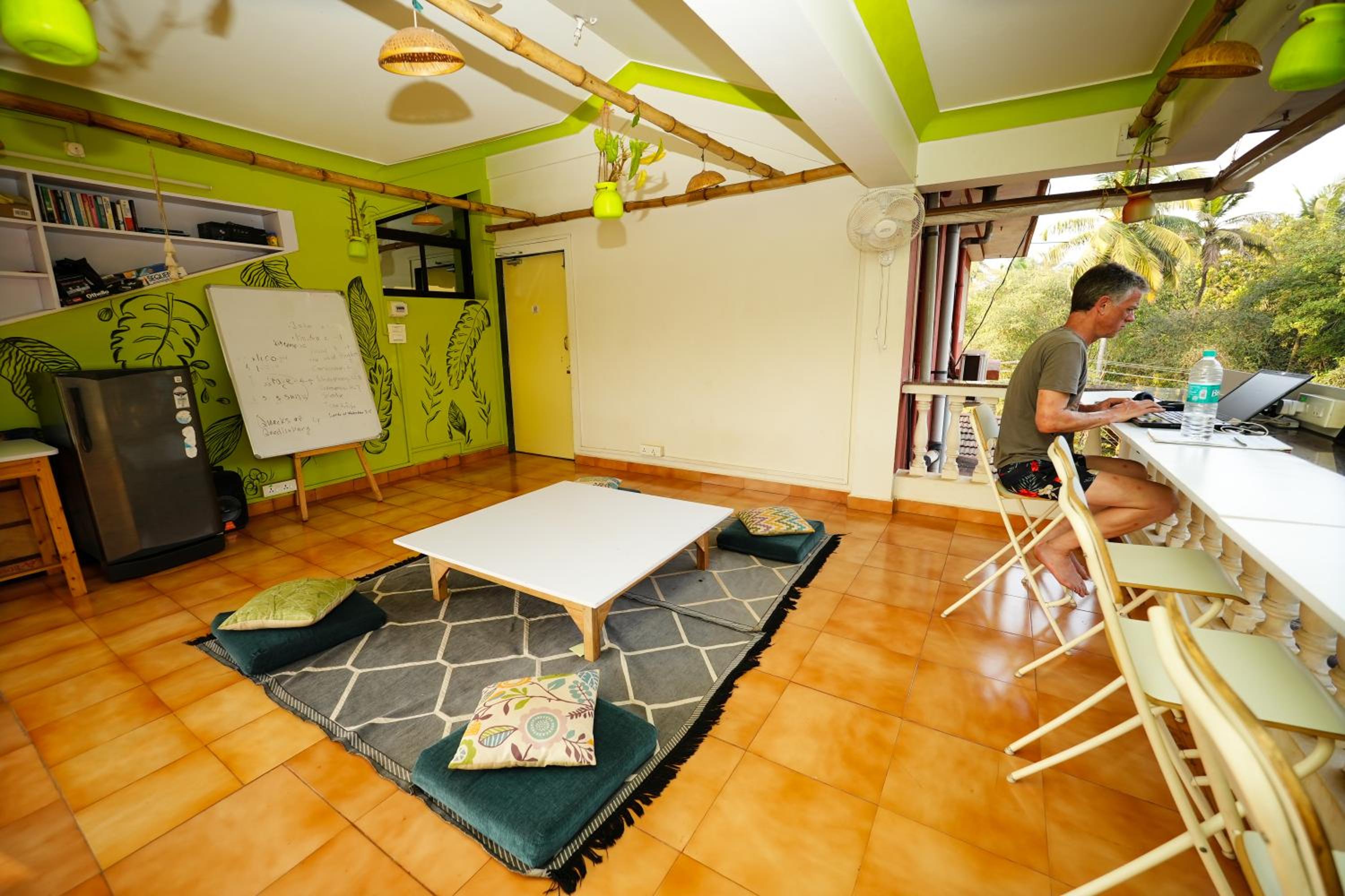 Photo 42
