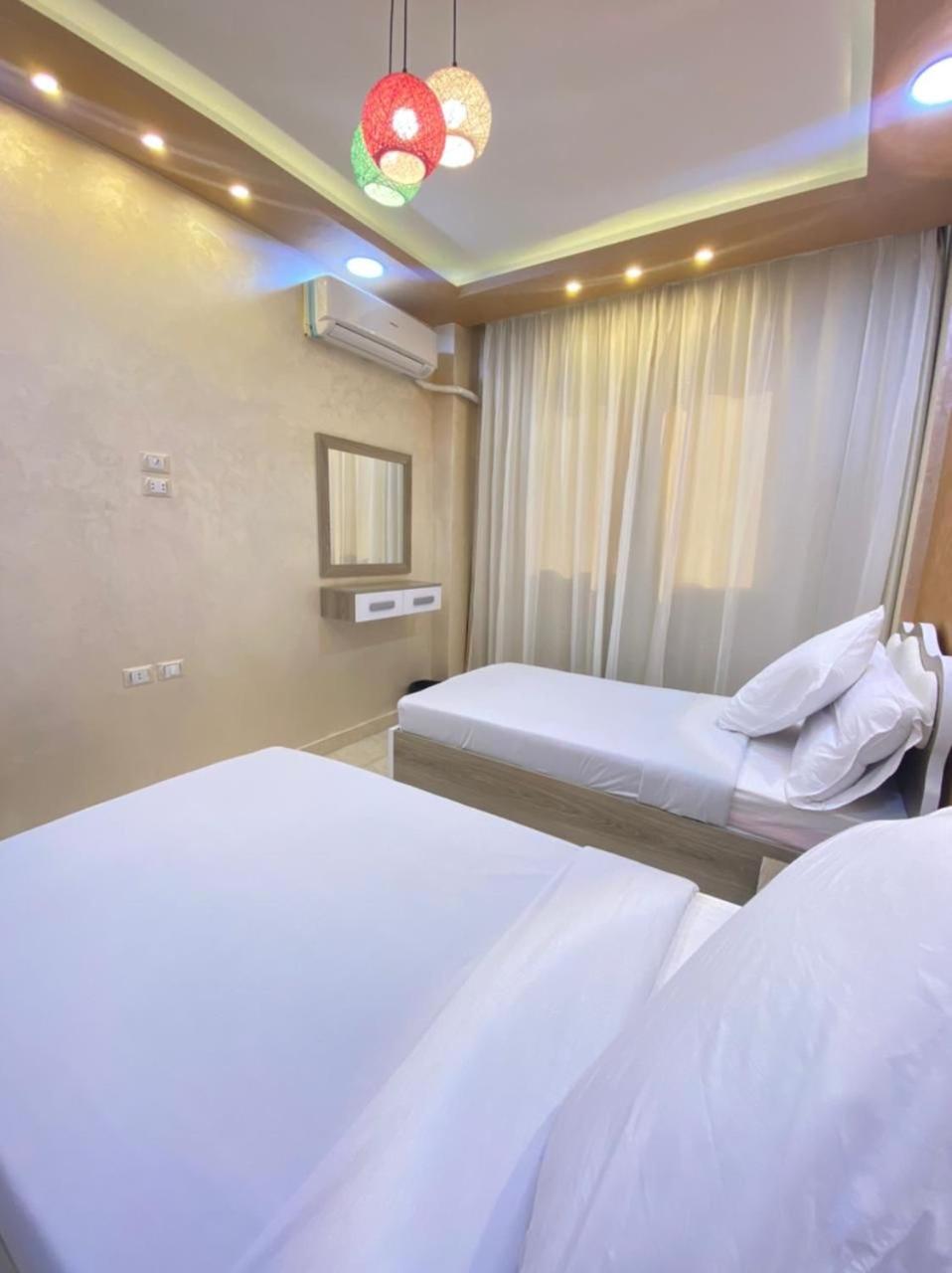 A1 Deluxe Apartments