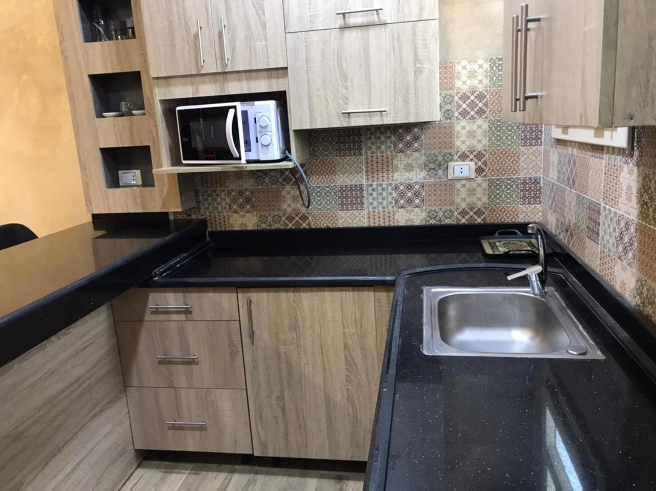 A1 Deluxe Apartments