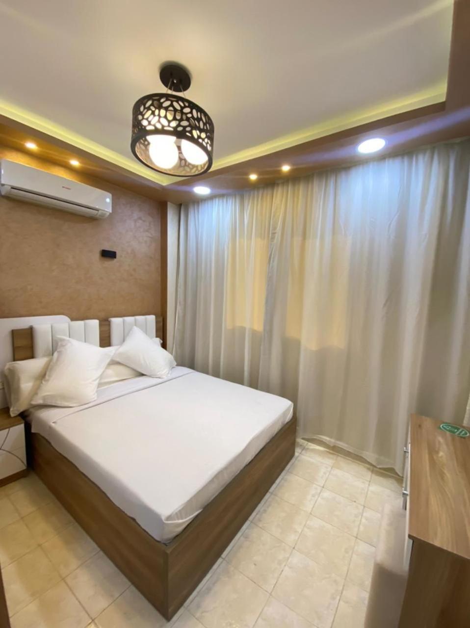 A1 Deluxe Apartments