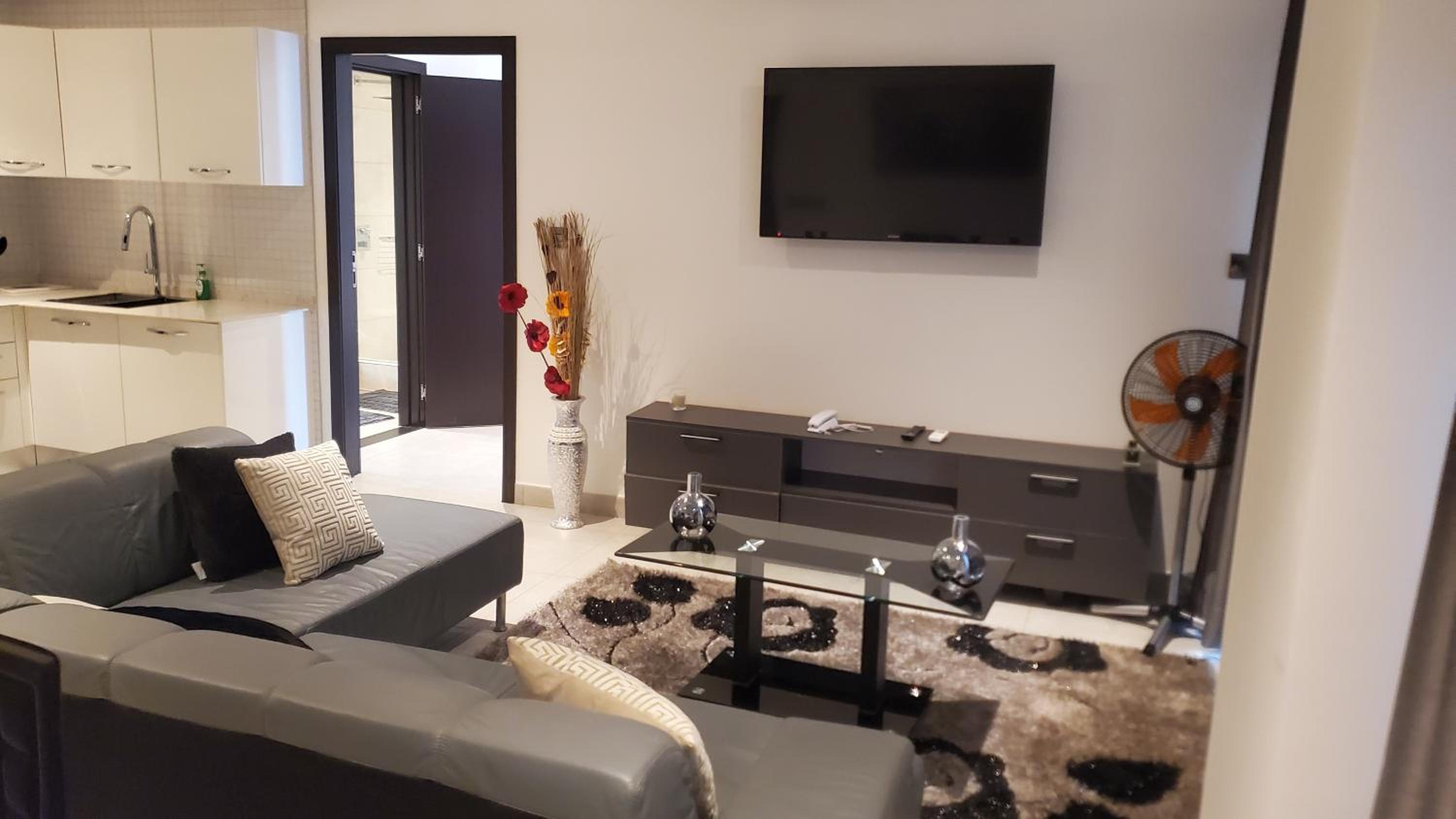Signature GH Luxury Apartments Studio-One bed-Two bed