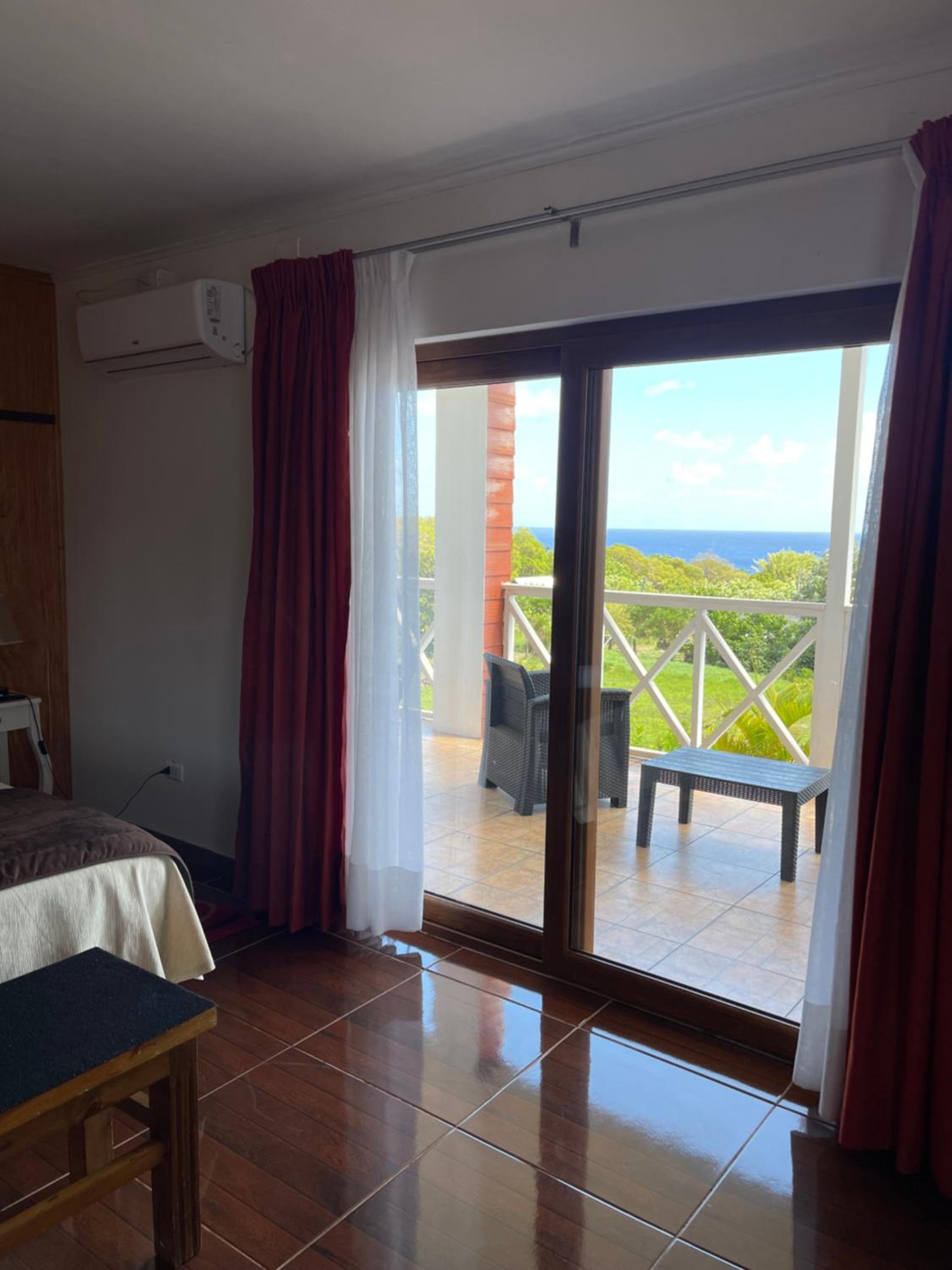 Teanehi Bed & Breakfast