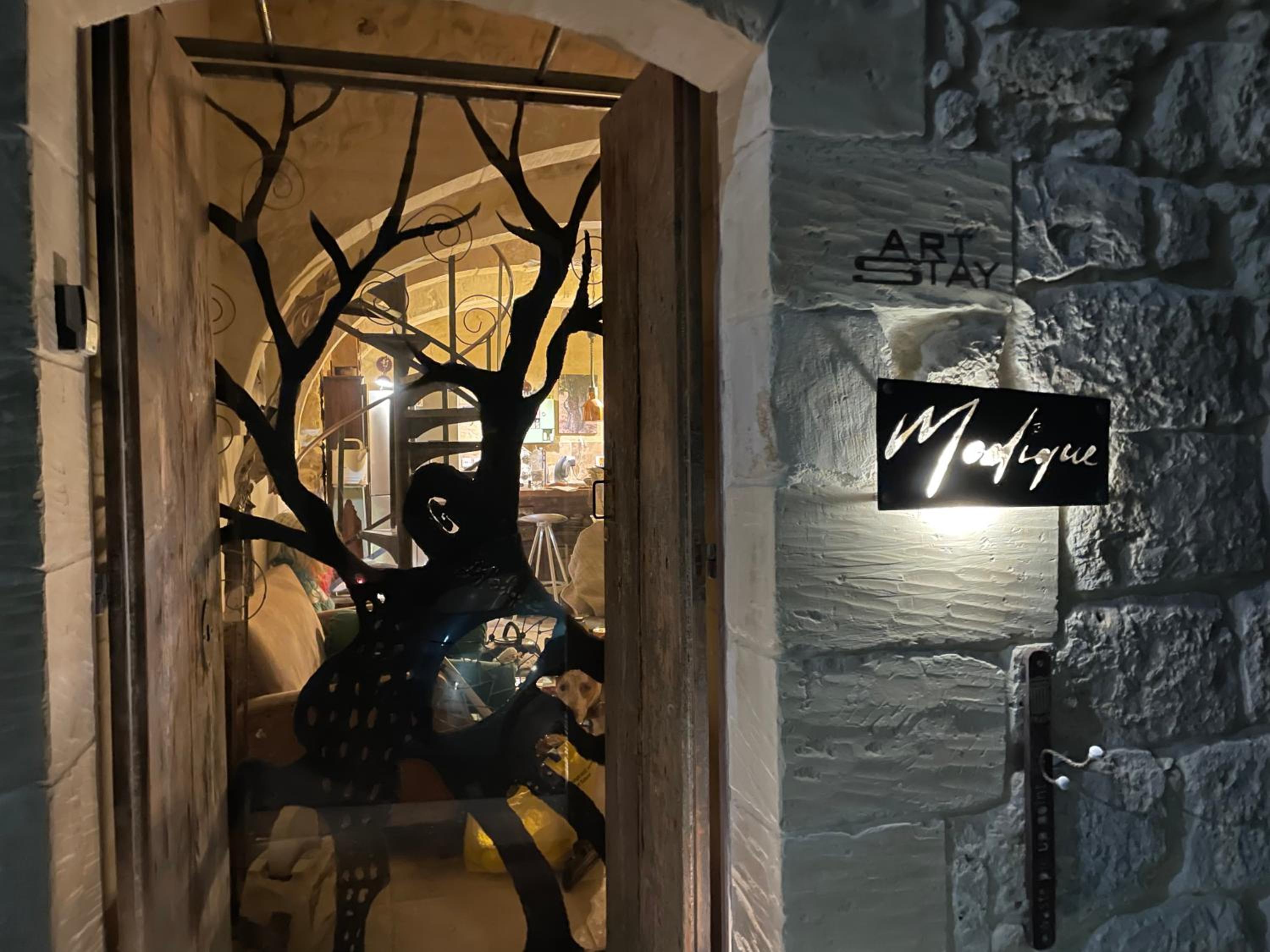 Hotel Art Stay Modique - Image 1