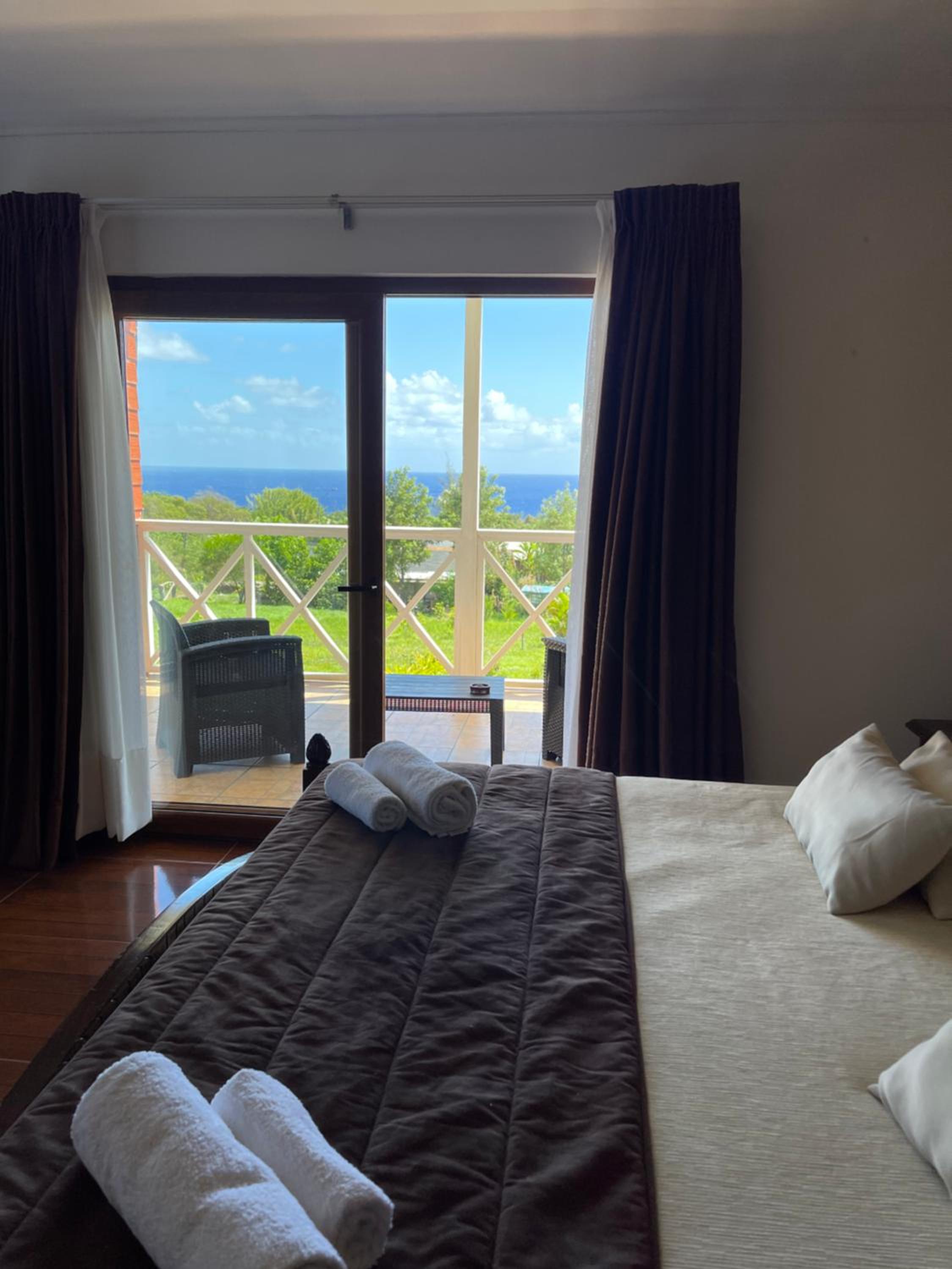 Teanehi Bed & Breakfast