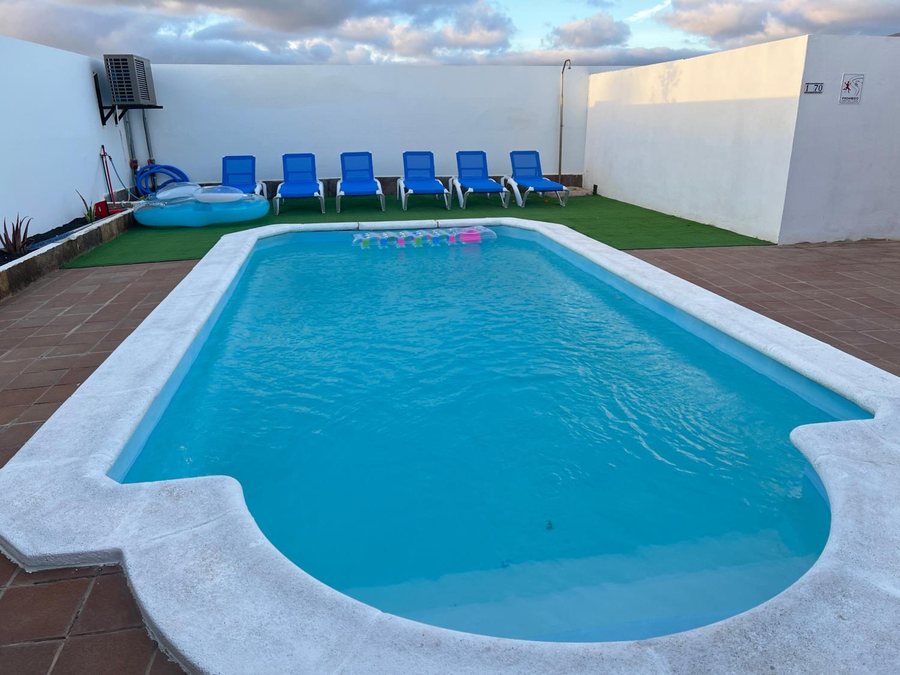 Villa linda photo 1