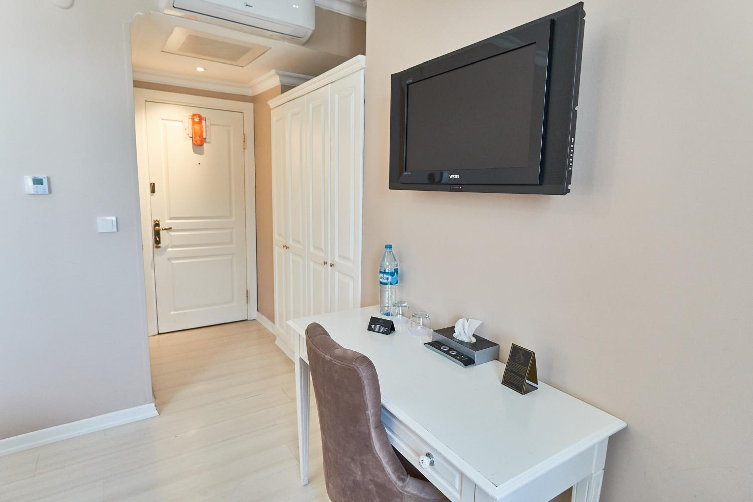 Celal Sultan Hotel Special Class - Image 50
