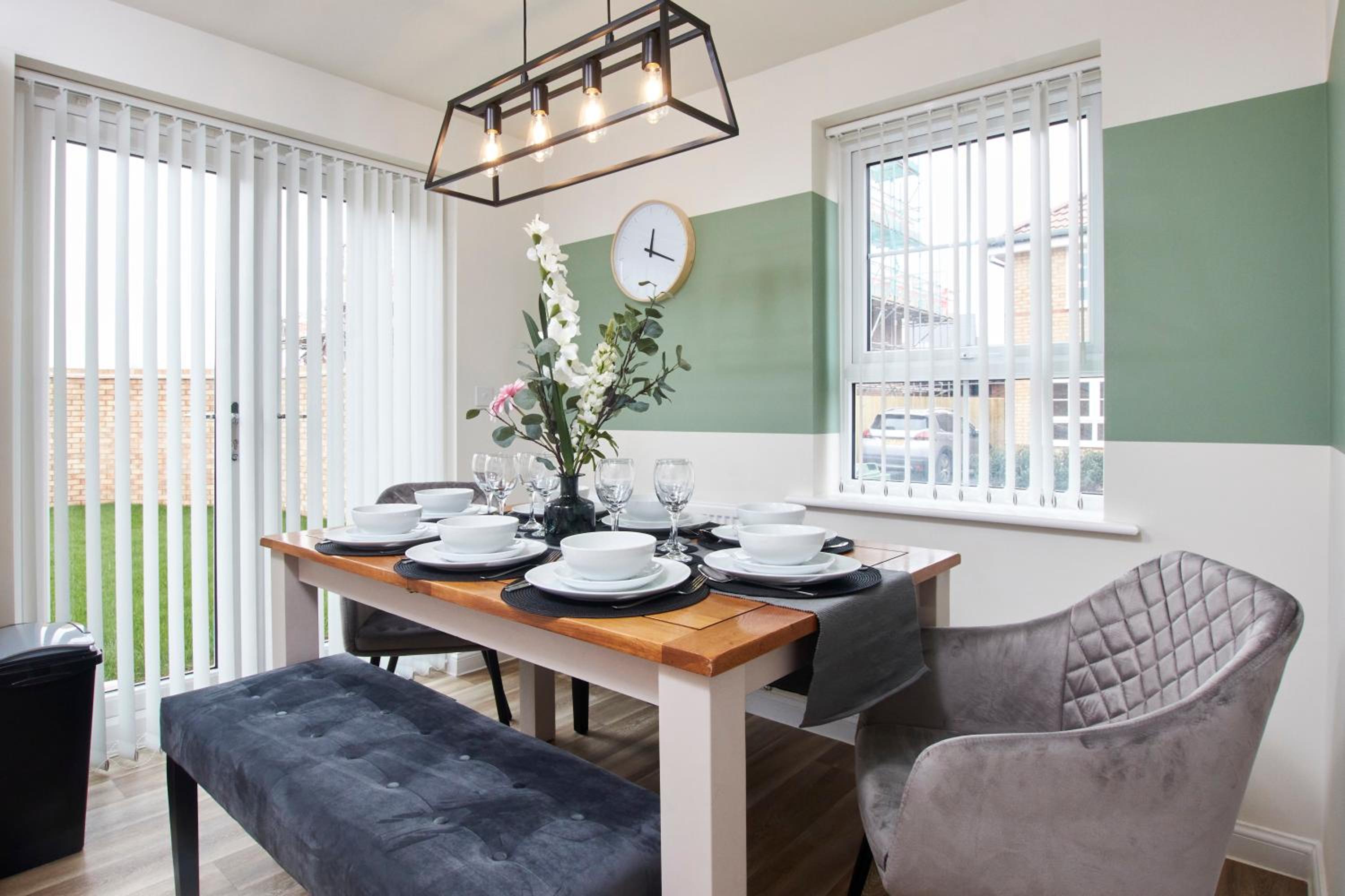 Superb 3BR House in Coventry Sleeps 9 w/Parking view 2