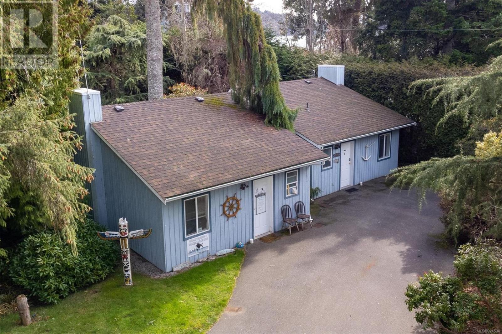 Sooke Vacations - Salty Towers Ocean Front Cottages - Property Image 8