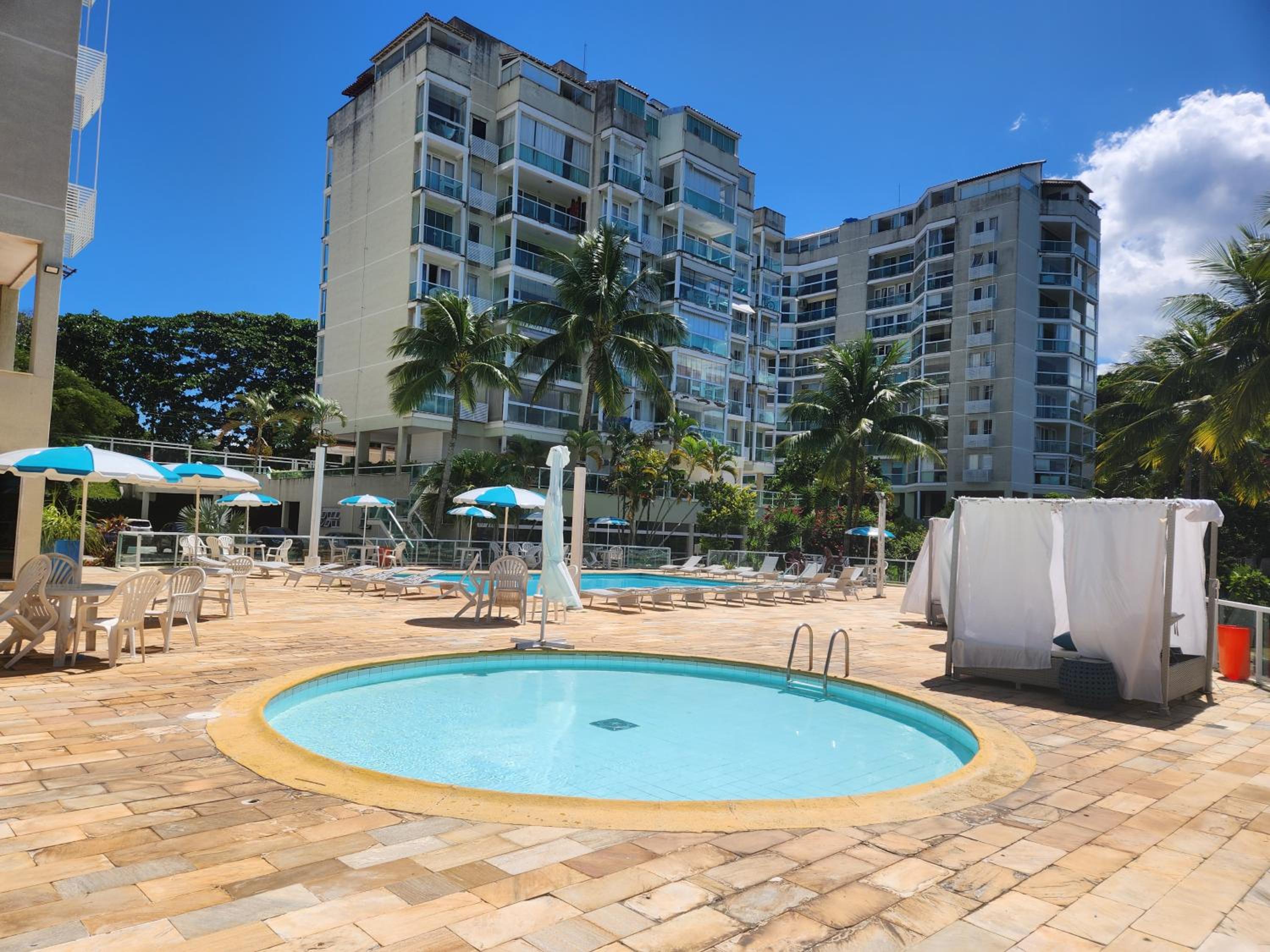 Apart Hotel Alecrim Praia de Camboinhas com Marina pe na areia