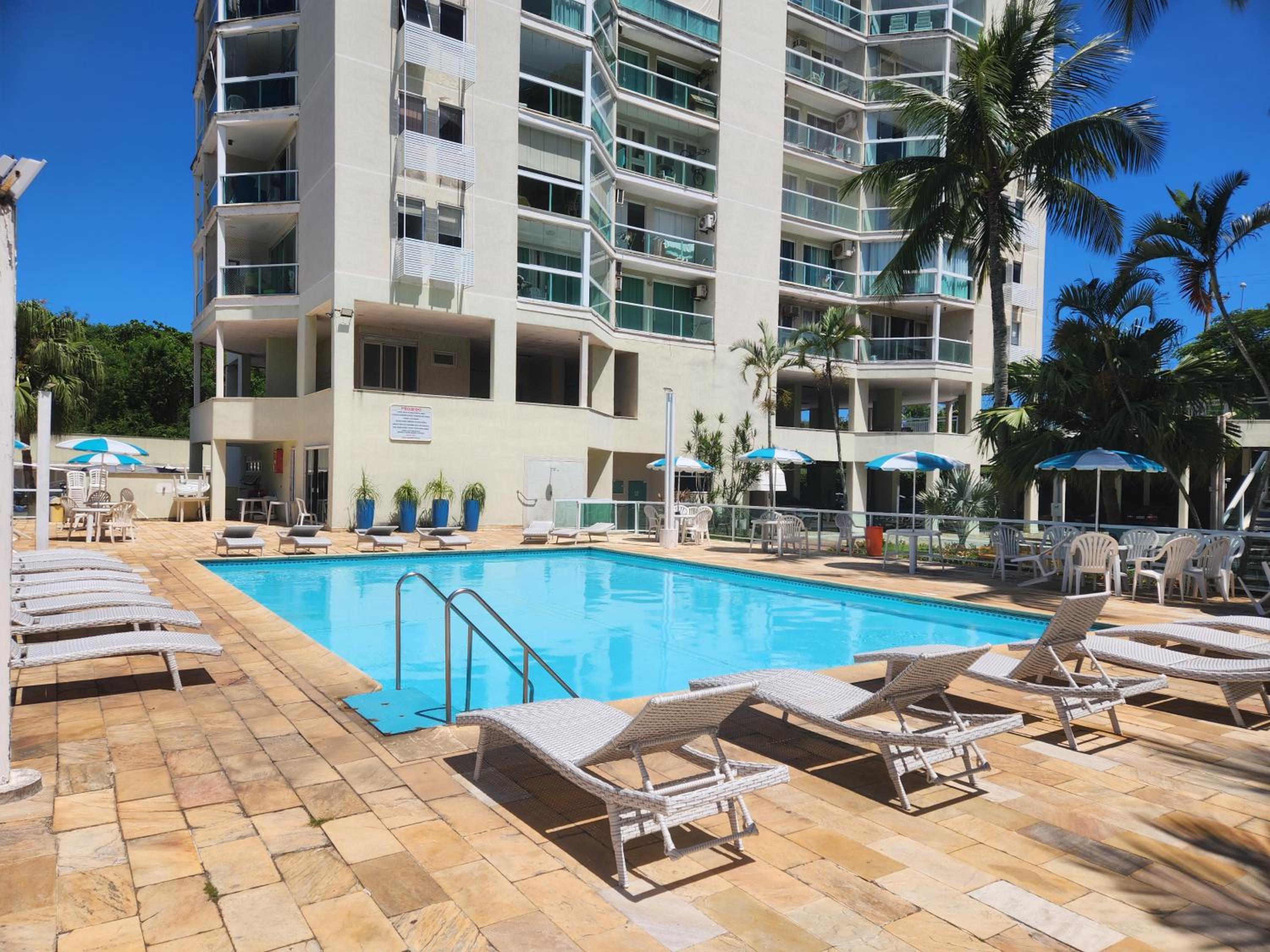 Apart Hotel Alecrim Praia de Camboinhas com Marina pe na areia