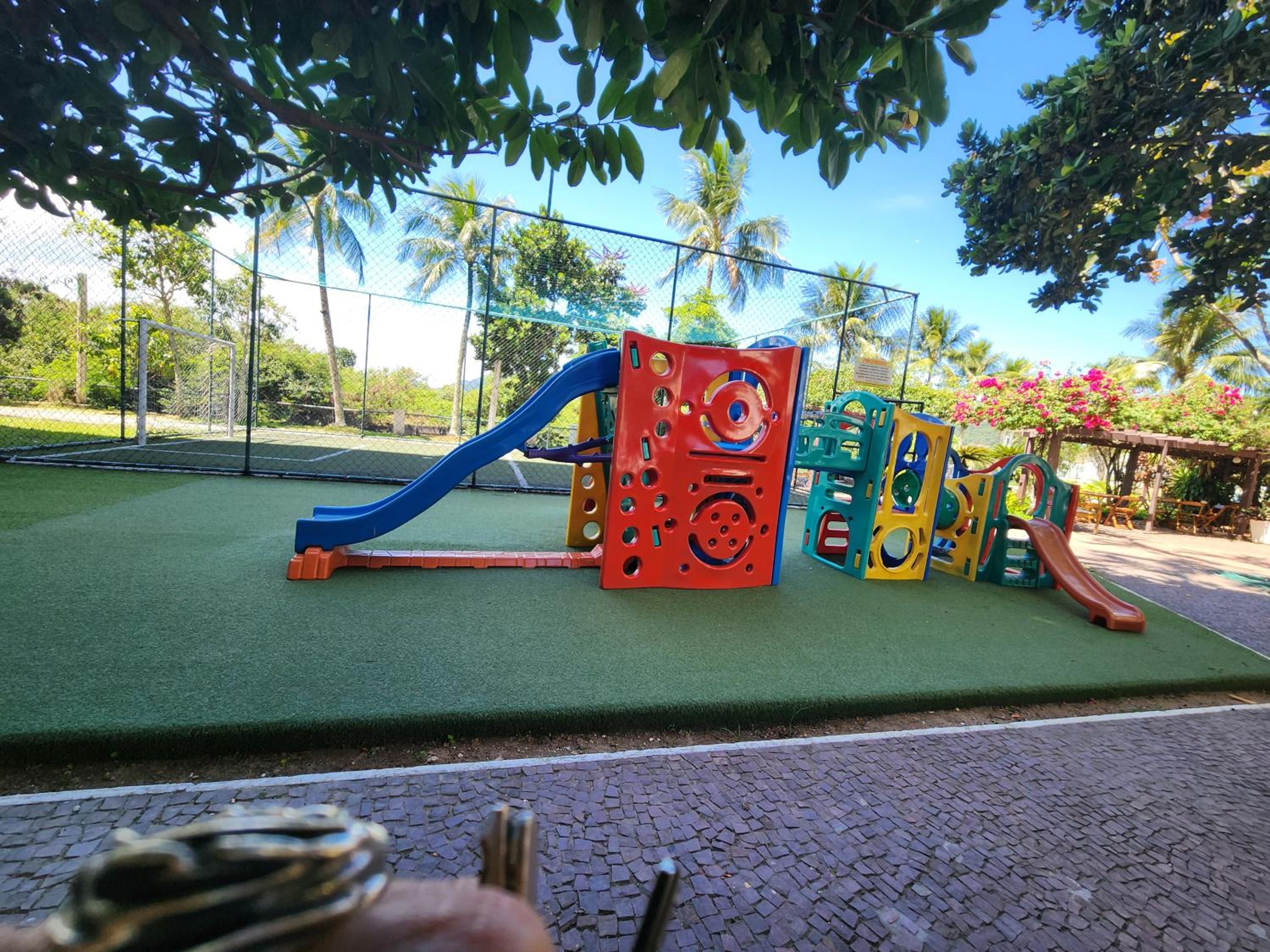 Apart Hotel Alecrim Praia de Camboinhas com Marina pe na areia