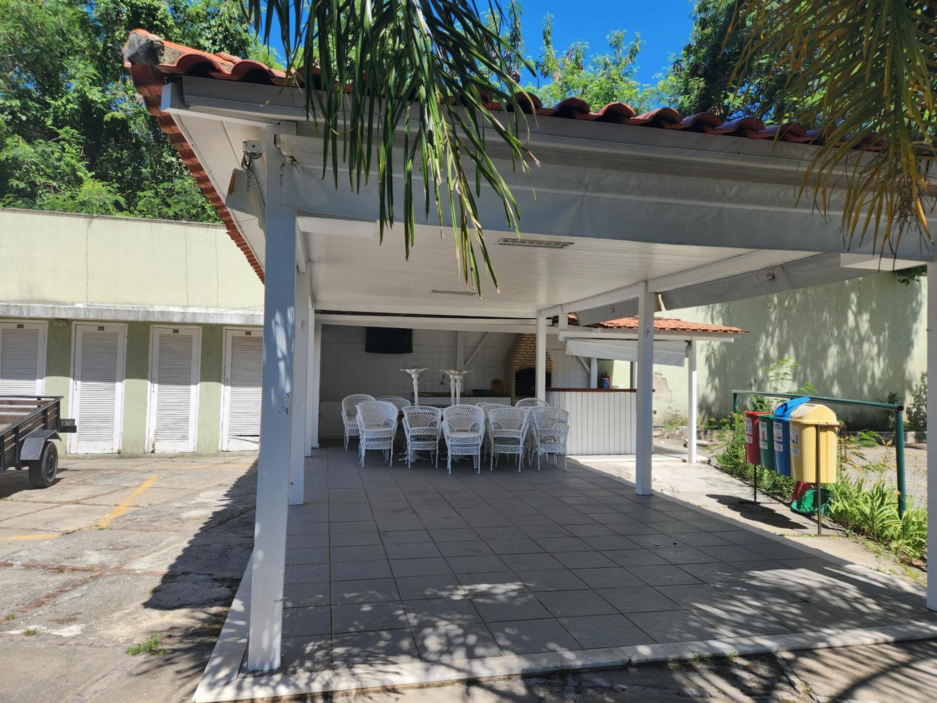 Apart Hotel Alecrim Praia de Camboinhas com Marina pe na areia