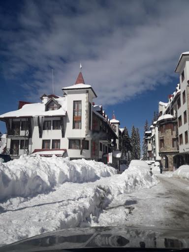 APARTAMENT-DAMO