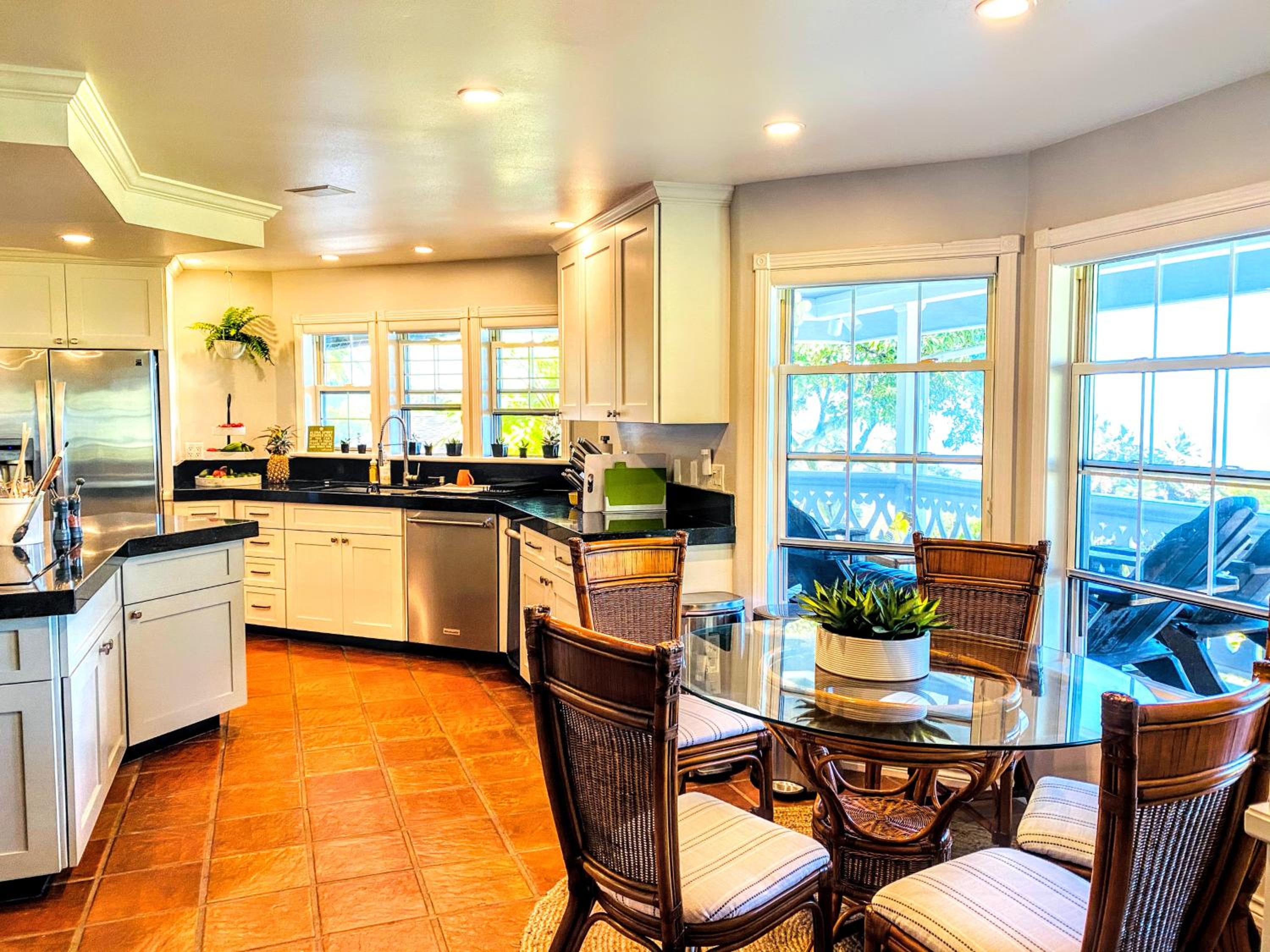 Ohia Kona Estates - An All Suites B&B