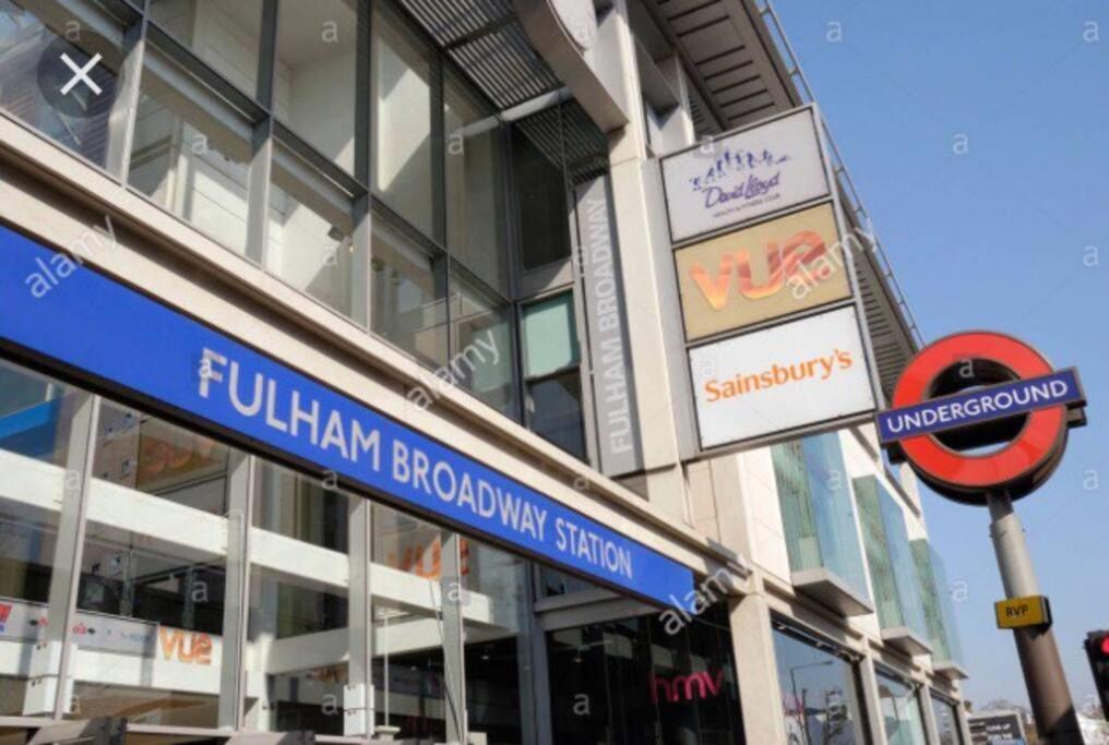 AR1 - 1 Bed Apartment in Heart of Fulham Broadway - by Short Stories London