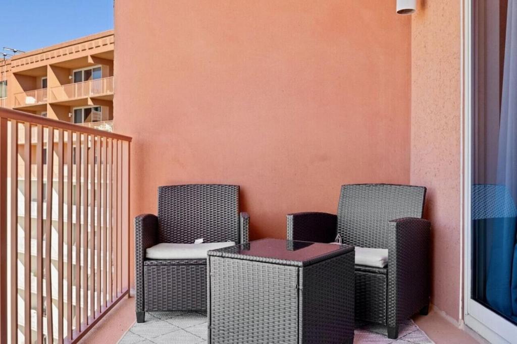 Modern Beachfront Condo on the Beach Sleeps 6! by Dolce Vita Getaways PCB view 3