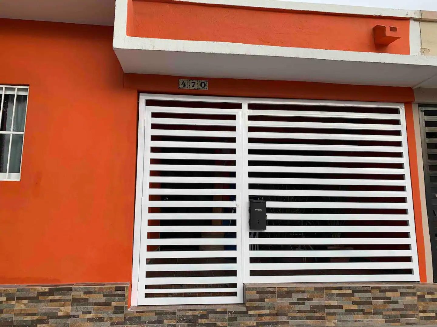 Hotel Casa Madero #1, Central Studio Apartment 1 Block From Malecon - Image 1