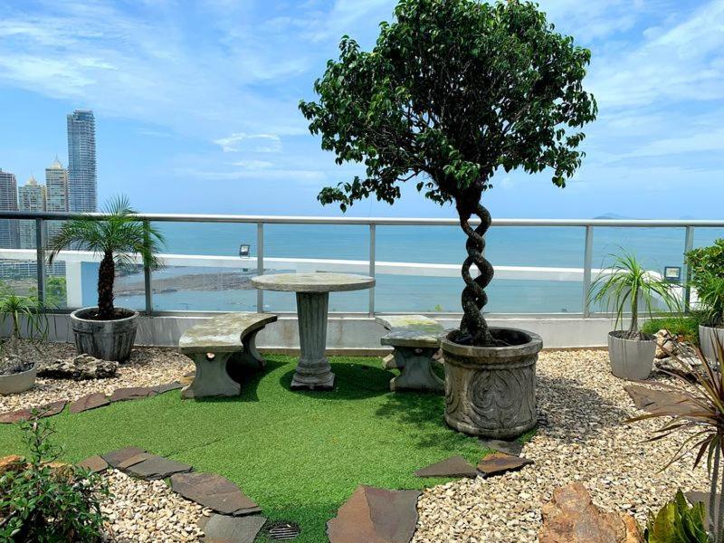 Apartamento Boutique en Avenida Balboa