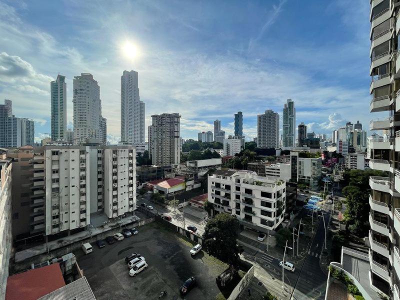 Apartamento Boutique en Avenida Balboa
