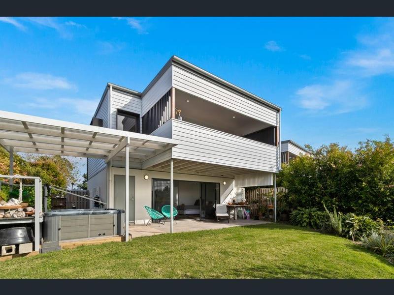 Treetops Ocean Vista Lalirra