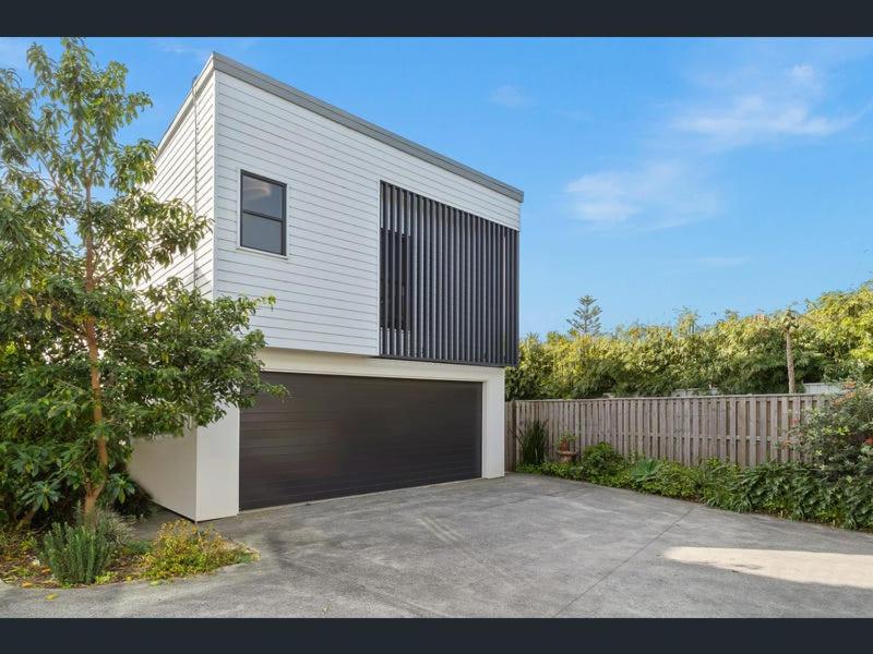 Treetops Ocean Vista Lalirra