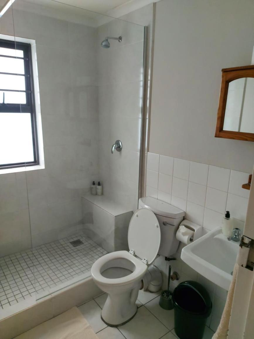 Broadway Self Catering Apartments view 3