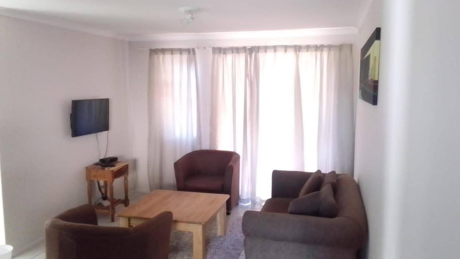 Broadway Self Catering Apartments view 4