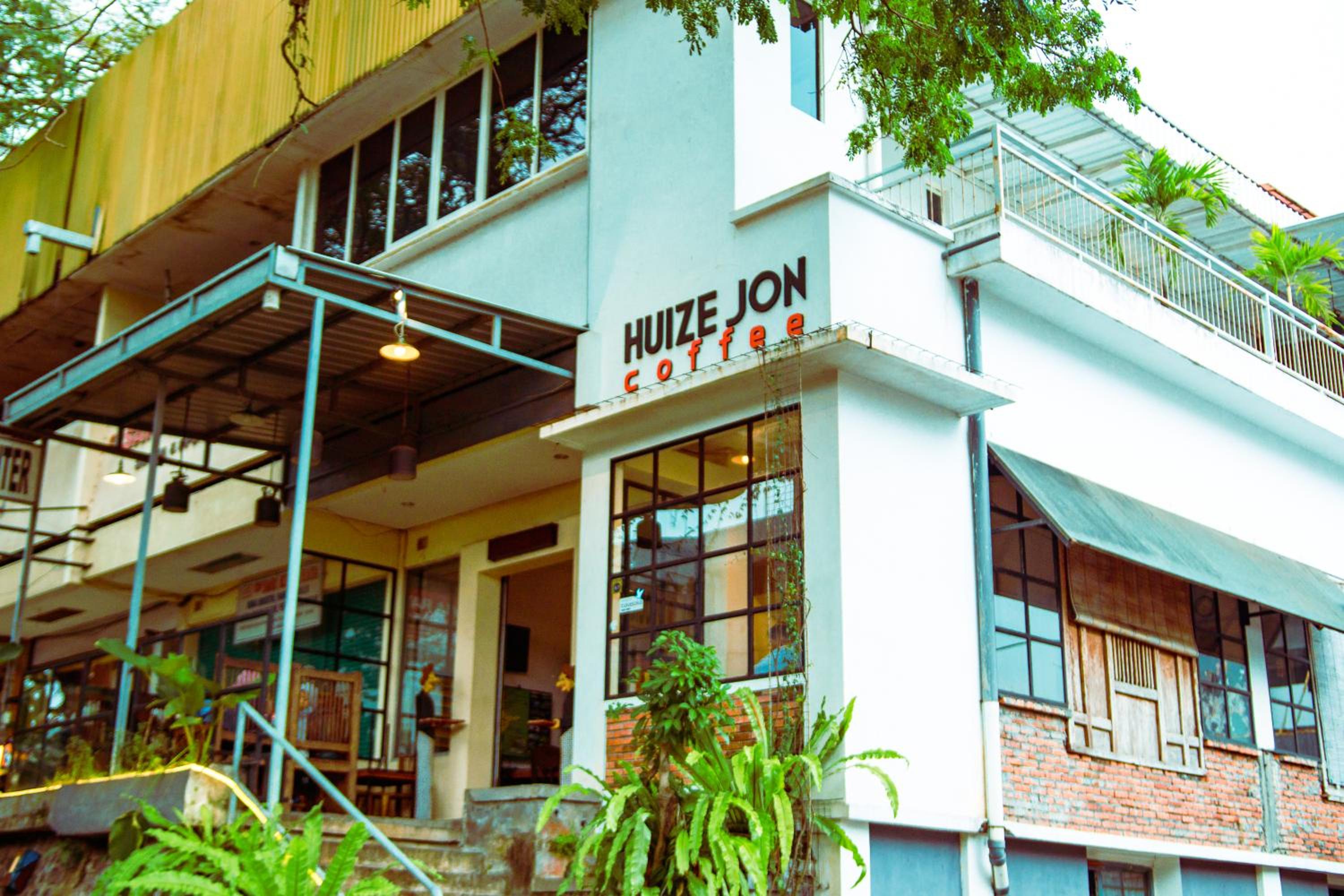 Huize Jon Hostel - main view