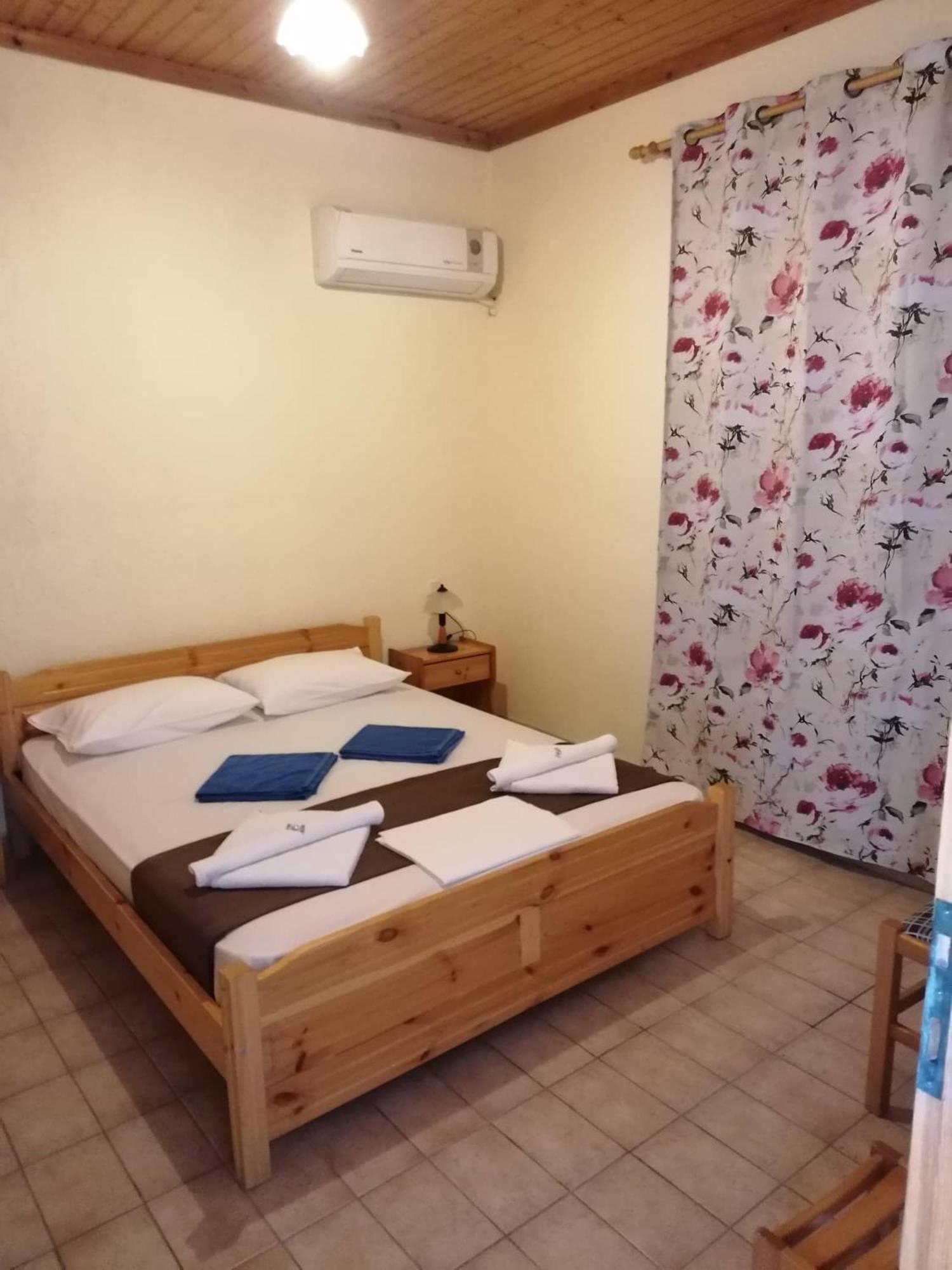 Panoramic Sea View Villa Evmenia and Harbourside Sea front apartments