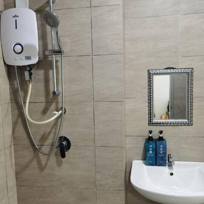 Titiwangsa 6PX near monorail PWTC Infinity pool