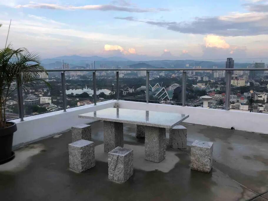 Titiwangsa 6PX near monorail PWTC Infinity pool