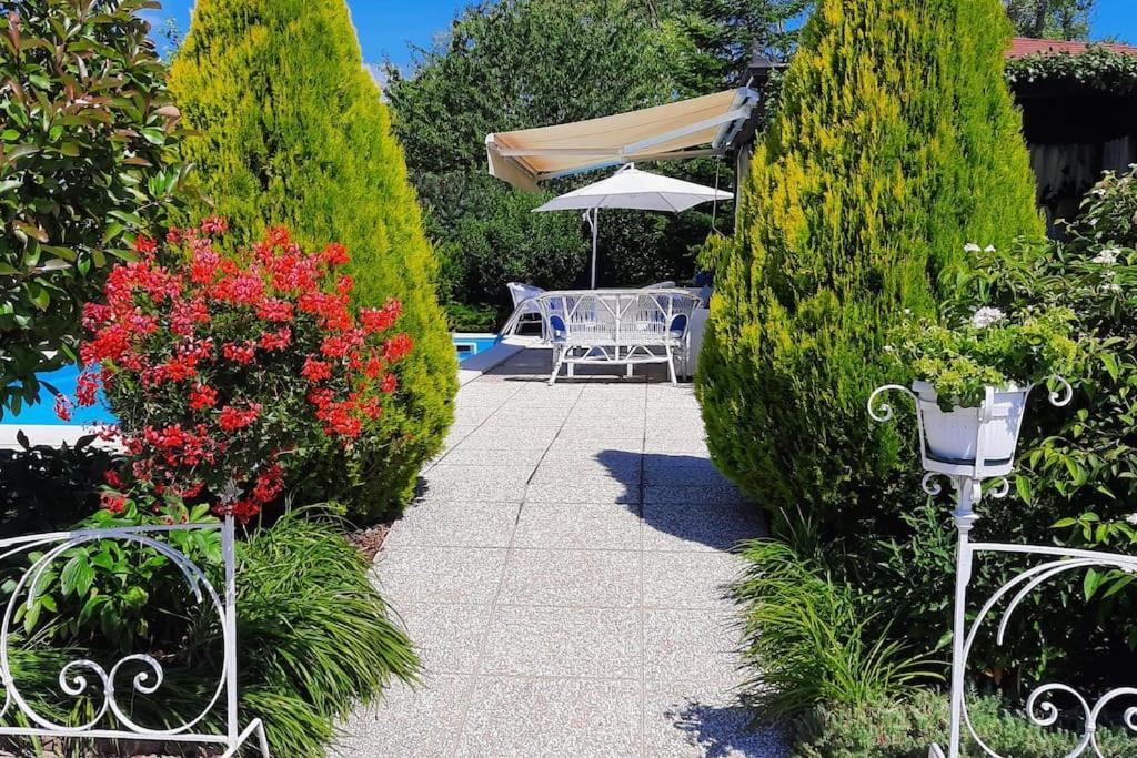 Villa Lara