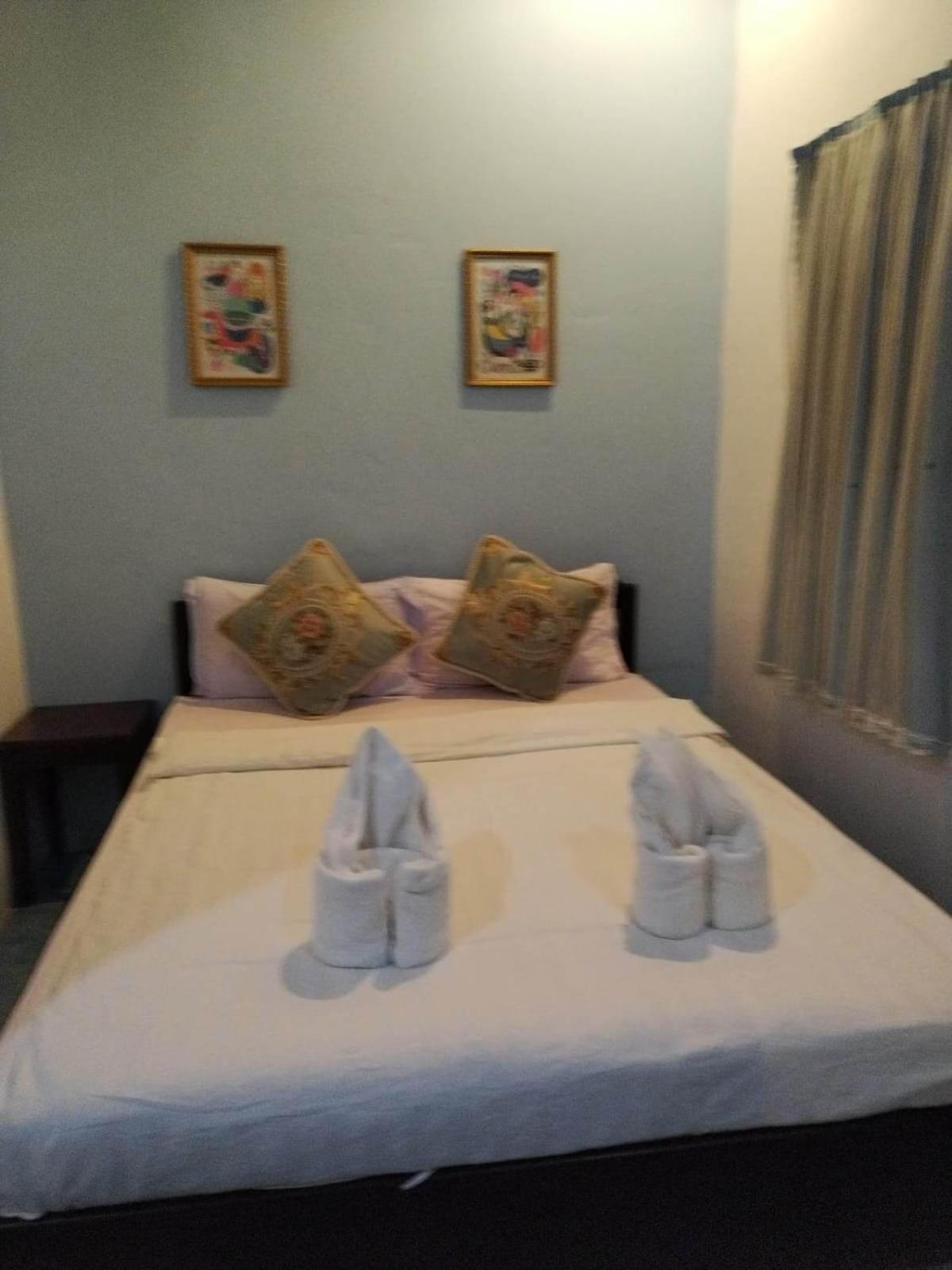 Phanh Tha Sone Guest House