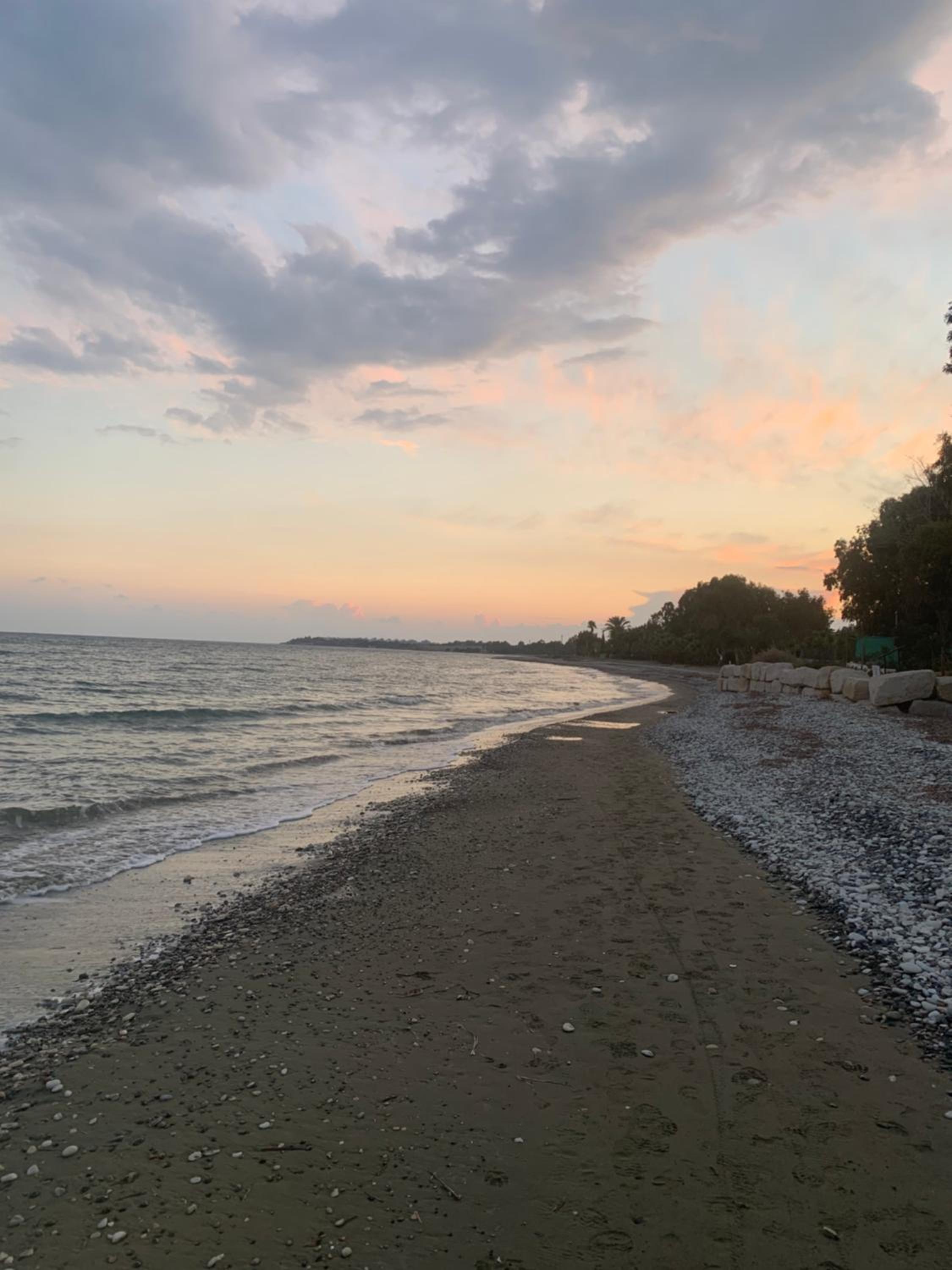 Hotel Leonidas Seaside - Image 1