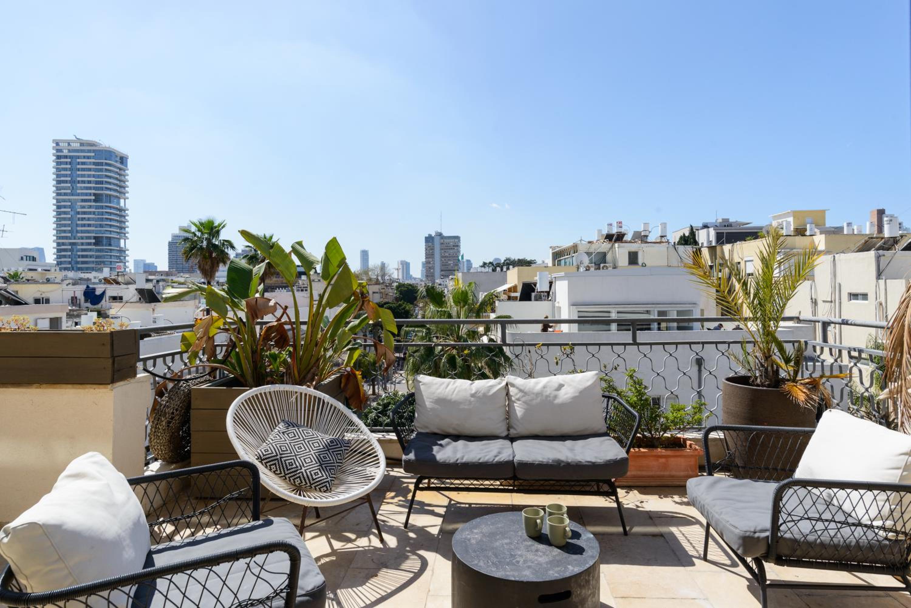 Mamad Duplex 2 Terraces City Center By Feelhome