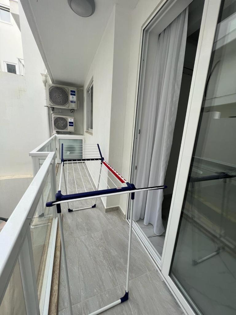 Skylark 2 Apartment with Terrace