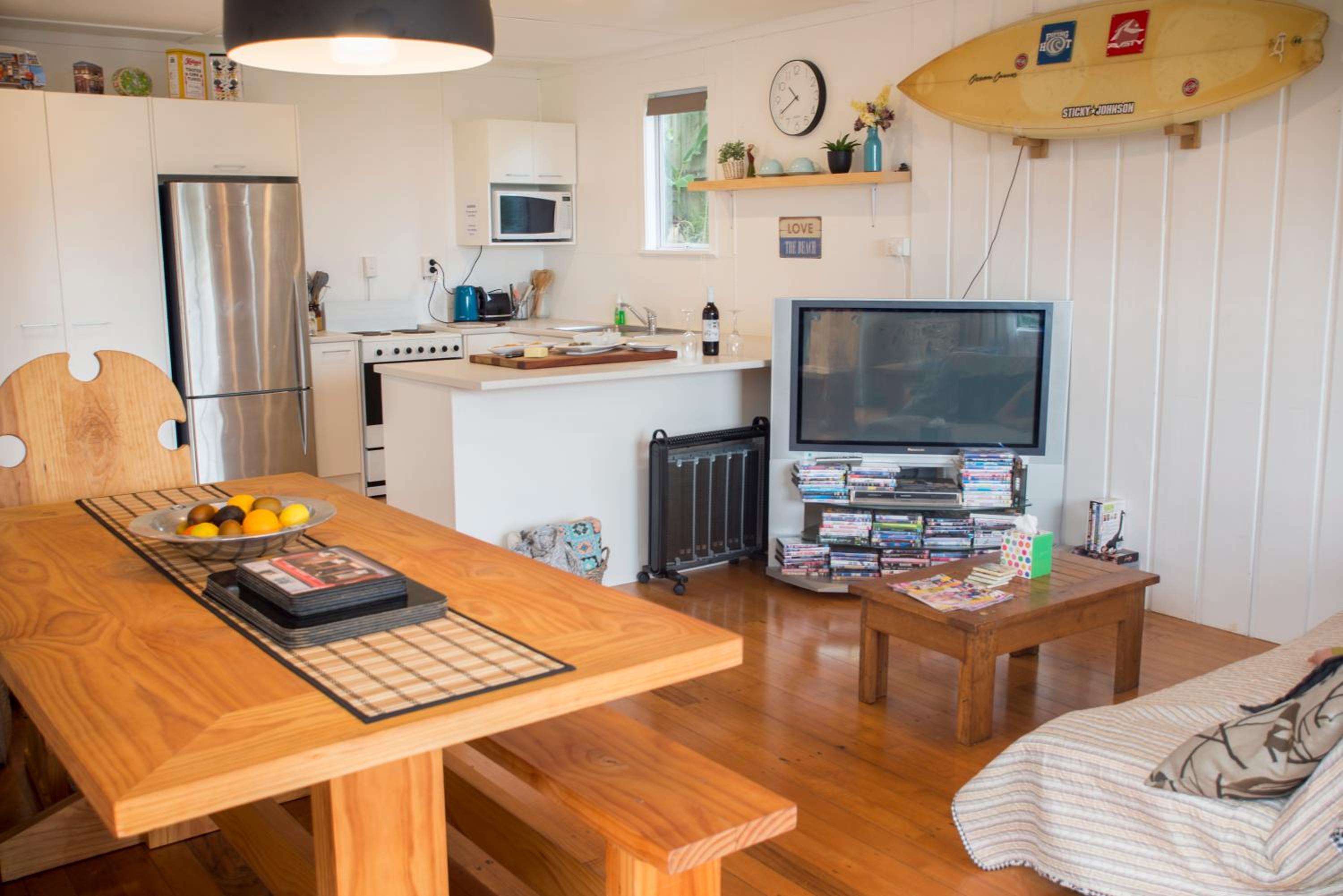 Nigel's Crib - Coopers Beach Holiday Home view 4