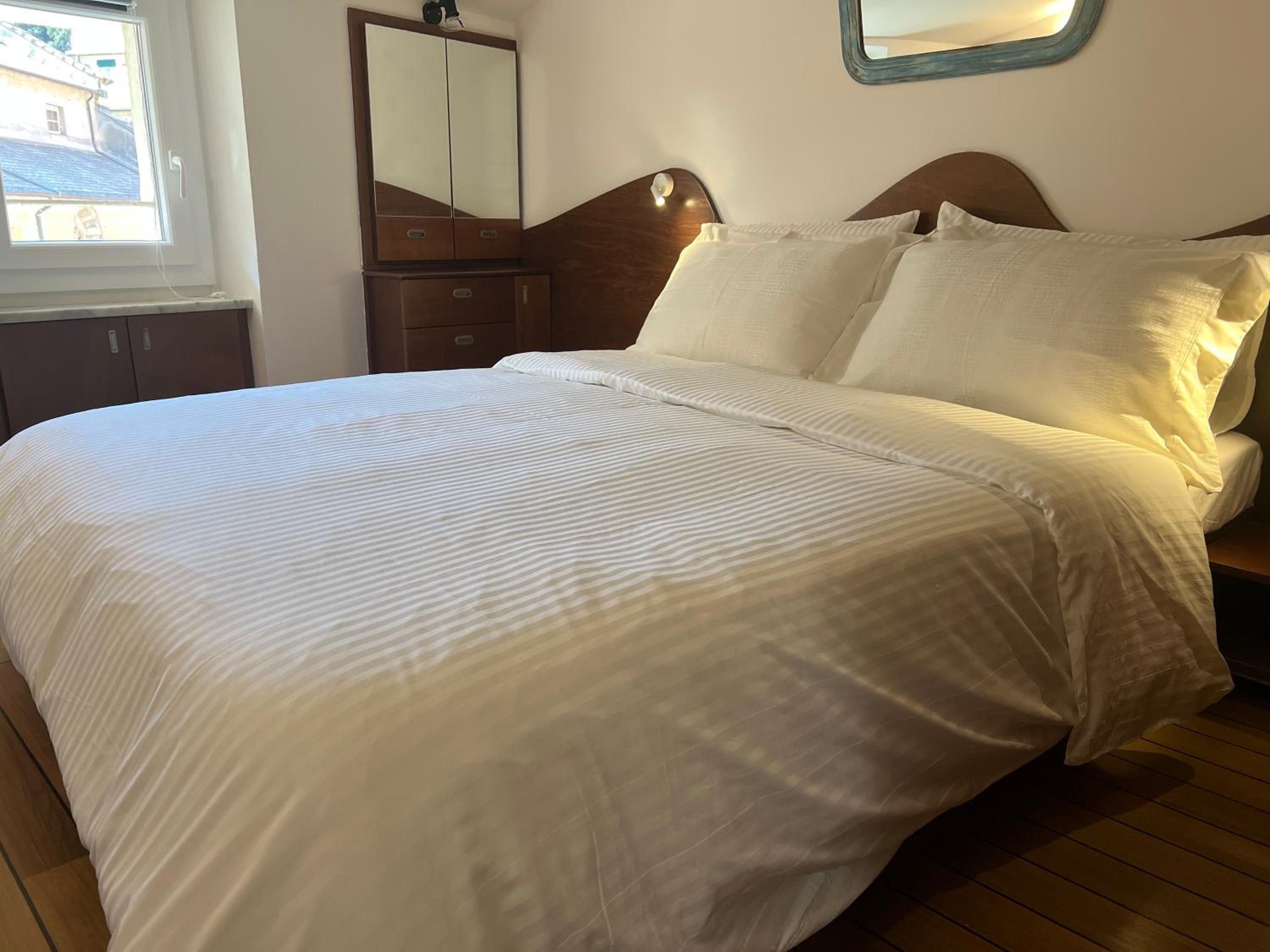 Elegant apartment with sea view photo 4