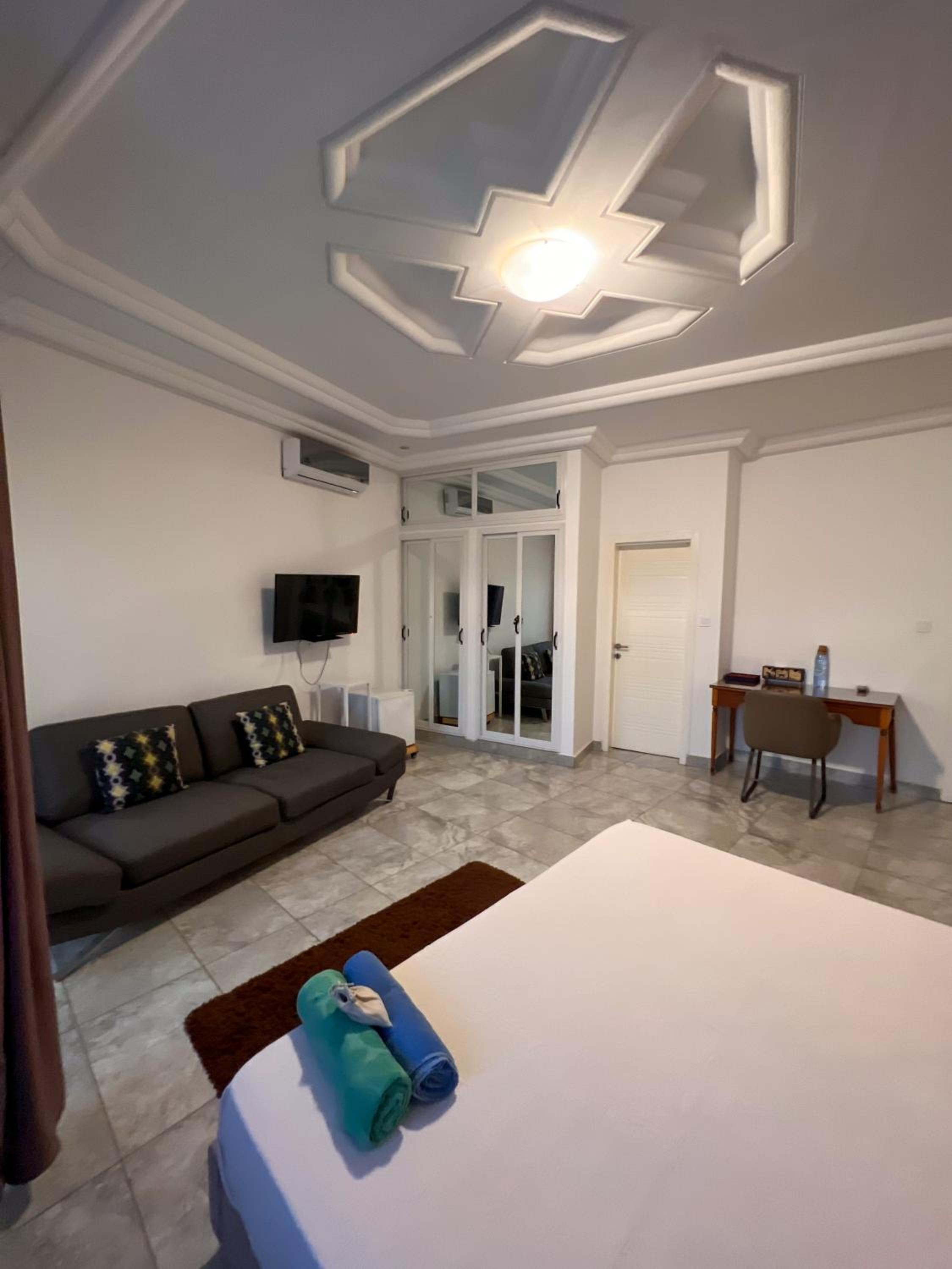Francesca Guest House