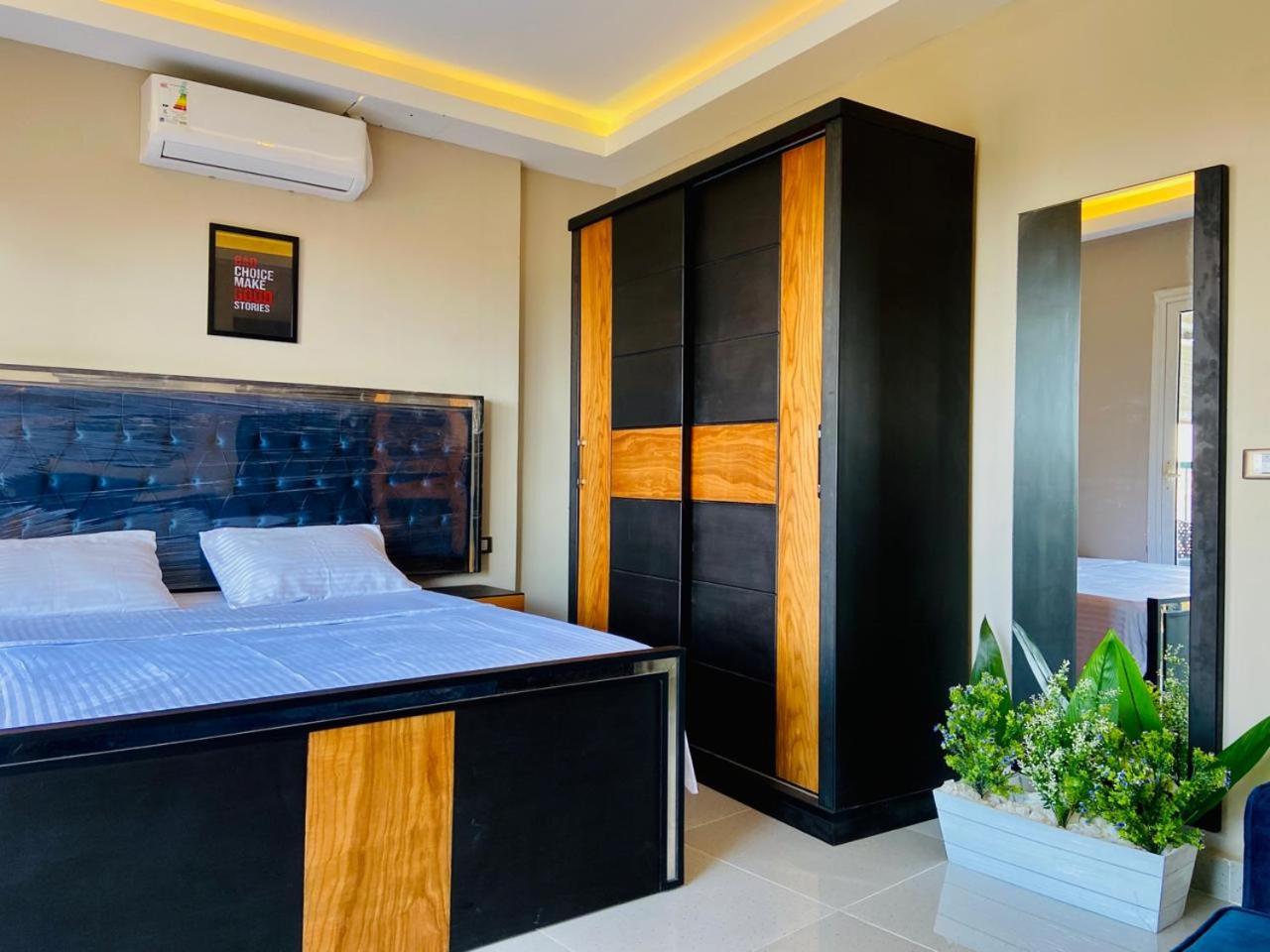 Porto marina chalet and apartment
