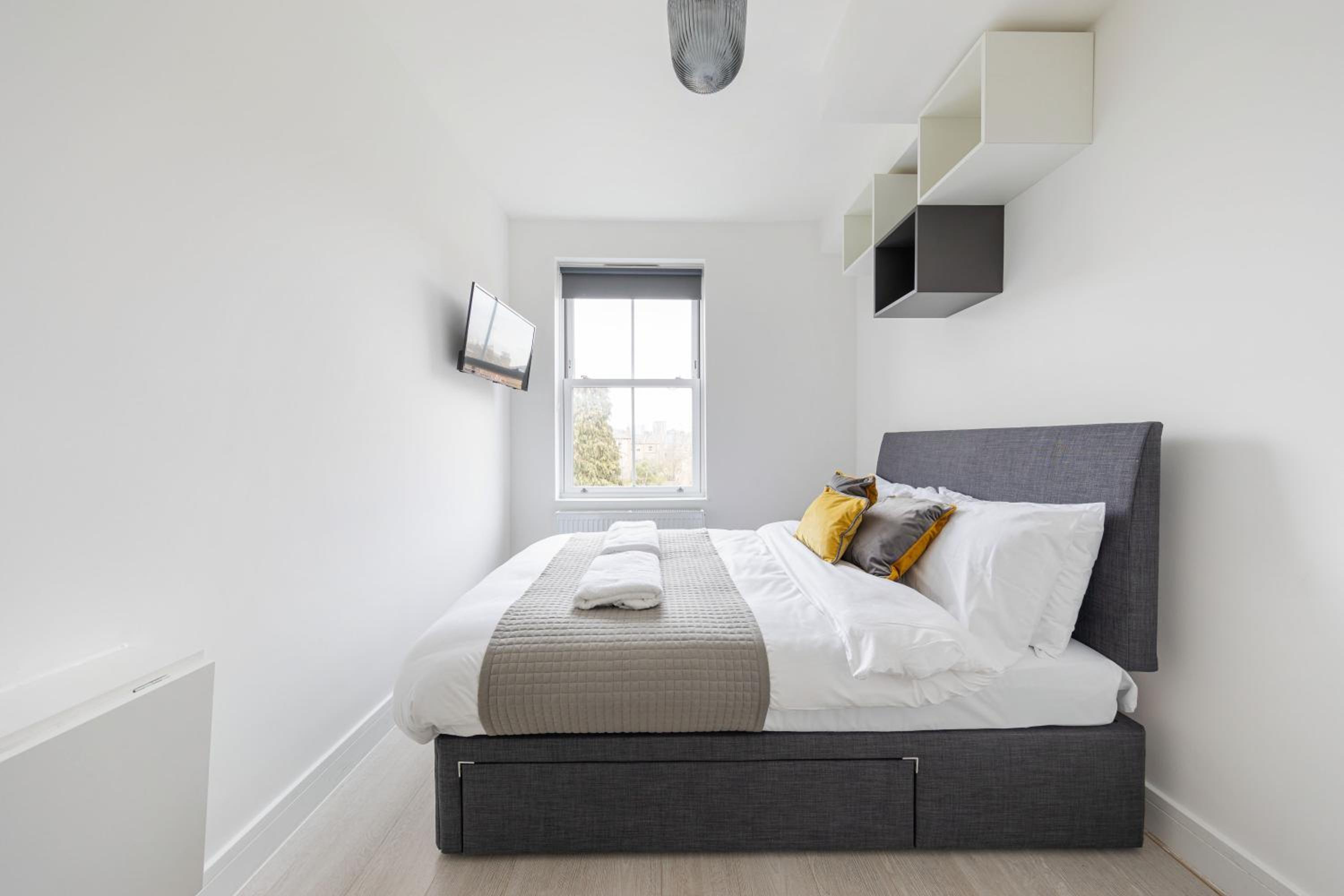 Victorian Building turned Charming Hotel Perfect For Short and Long Term Stay with WiFi
