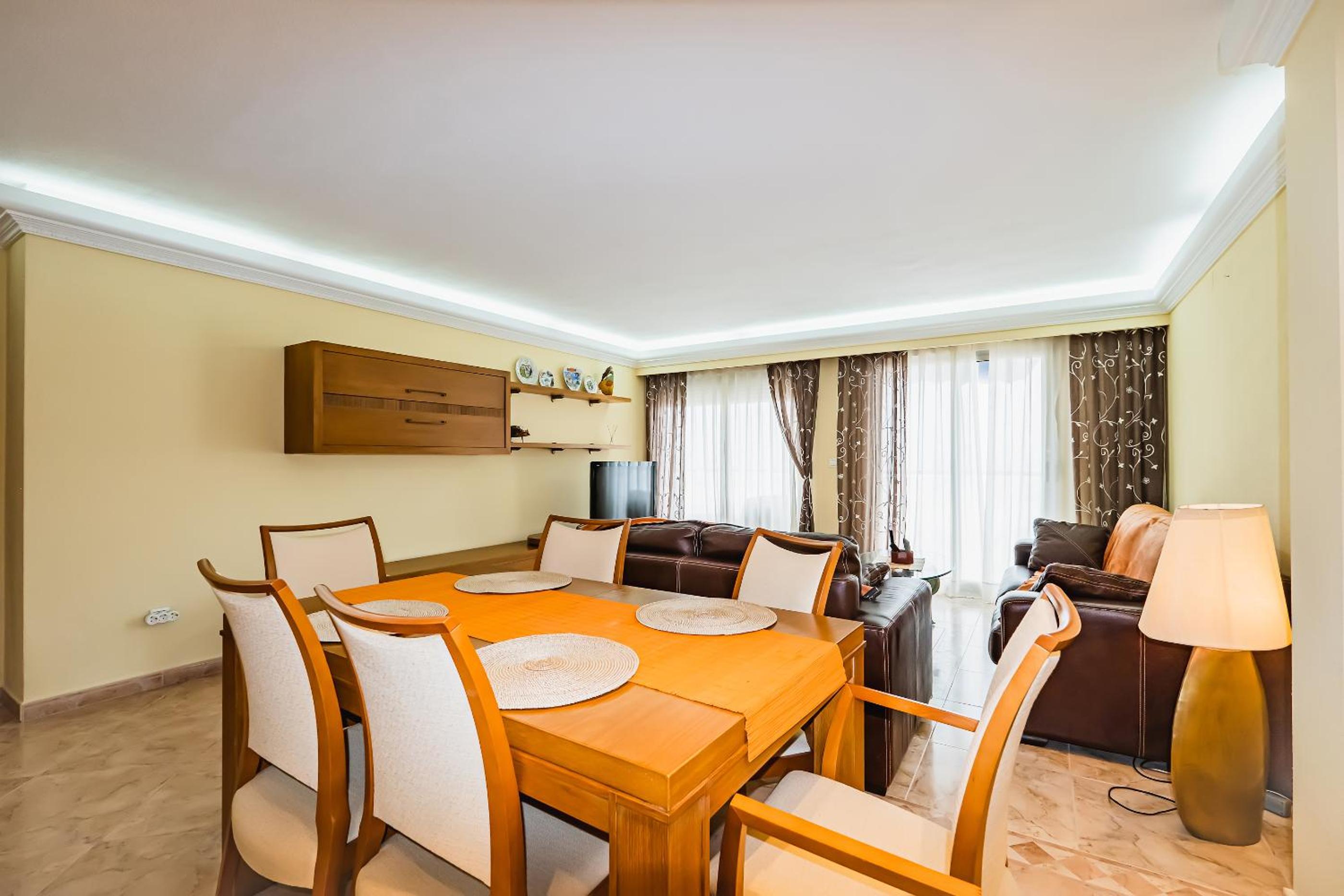 AM beach apartment